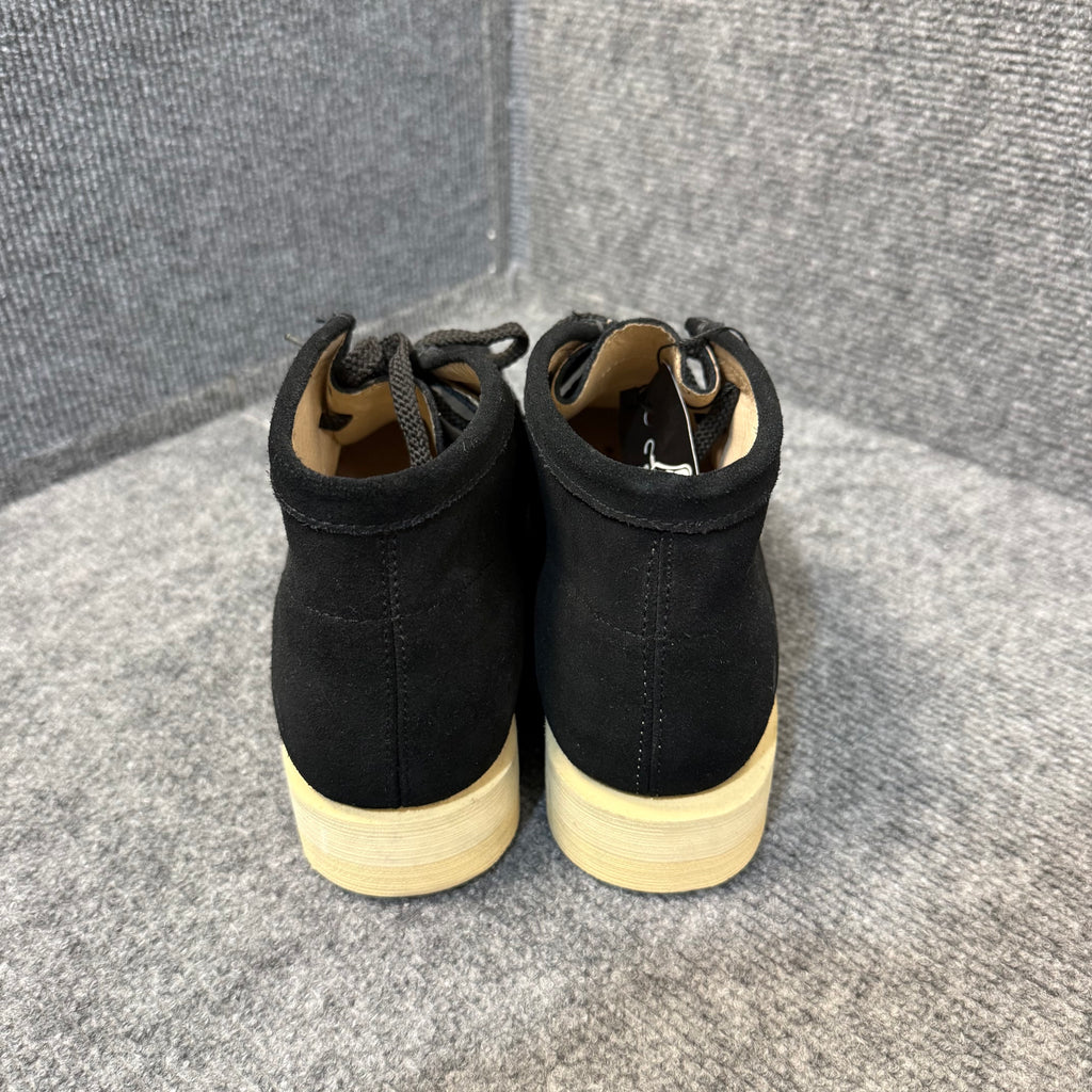 BAPE MANHUNT
