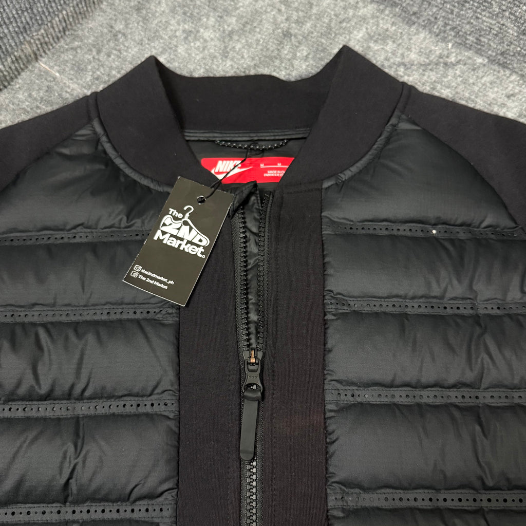 NIKE AEROLOFT BOMBER JACKET