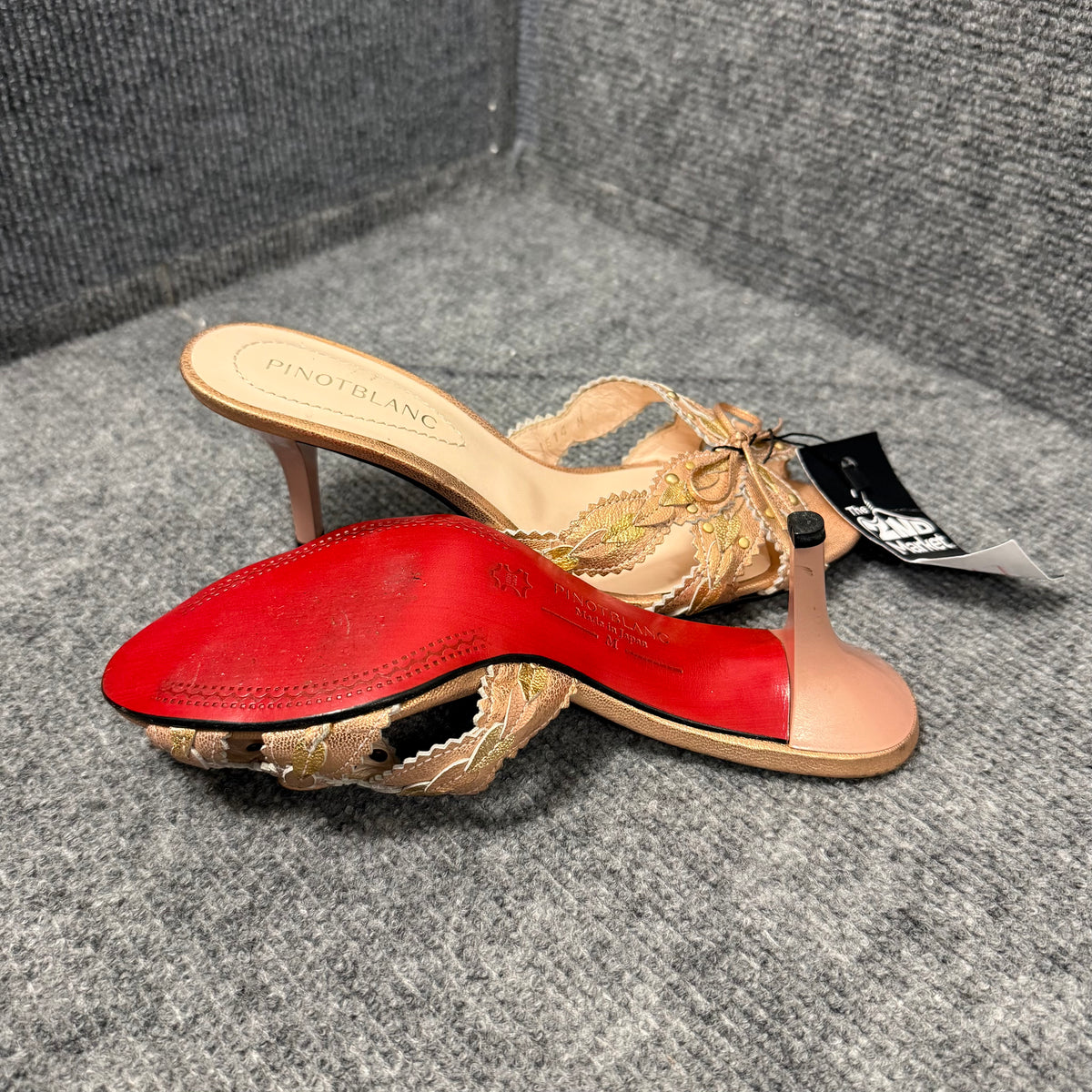 PINOTBLANC SANDALS