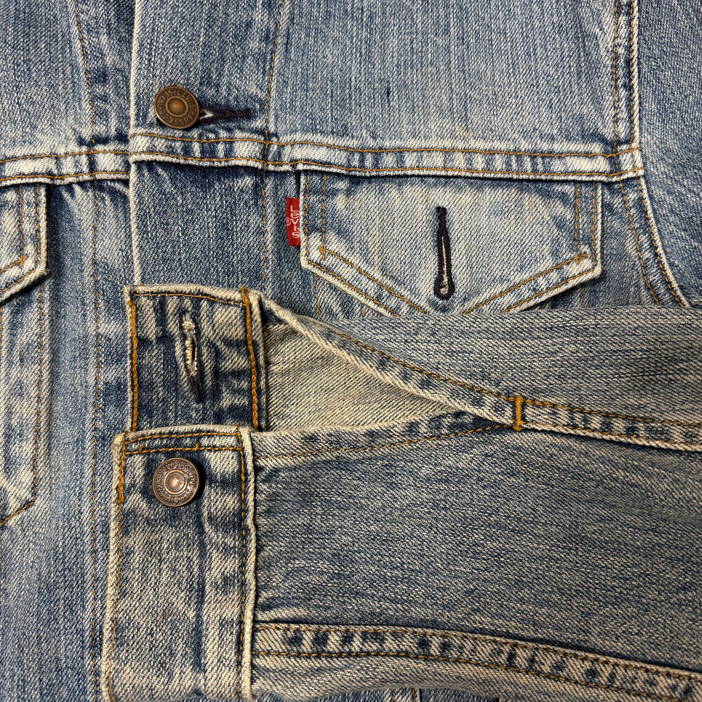 LEVI'S DENIM JACKET