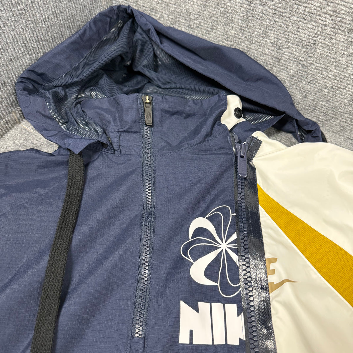NIKE X SACAI DOUBLE-ZIP