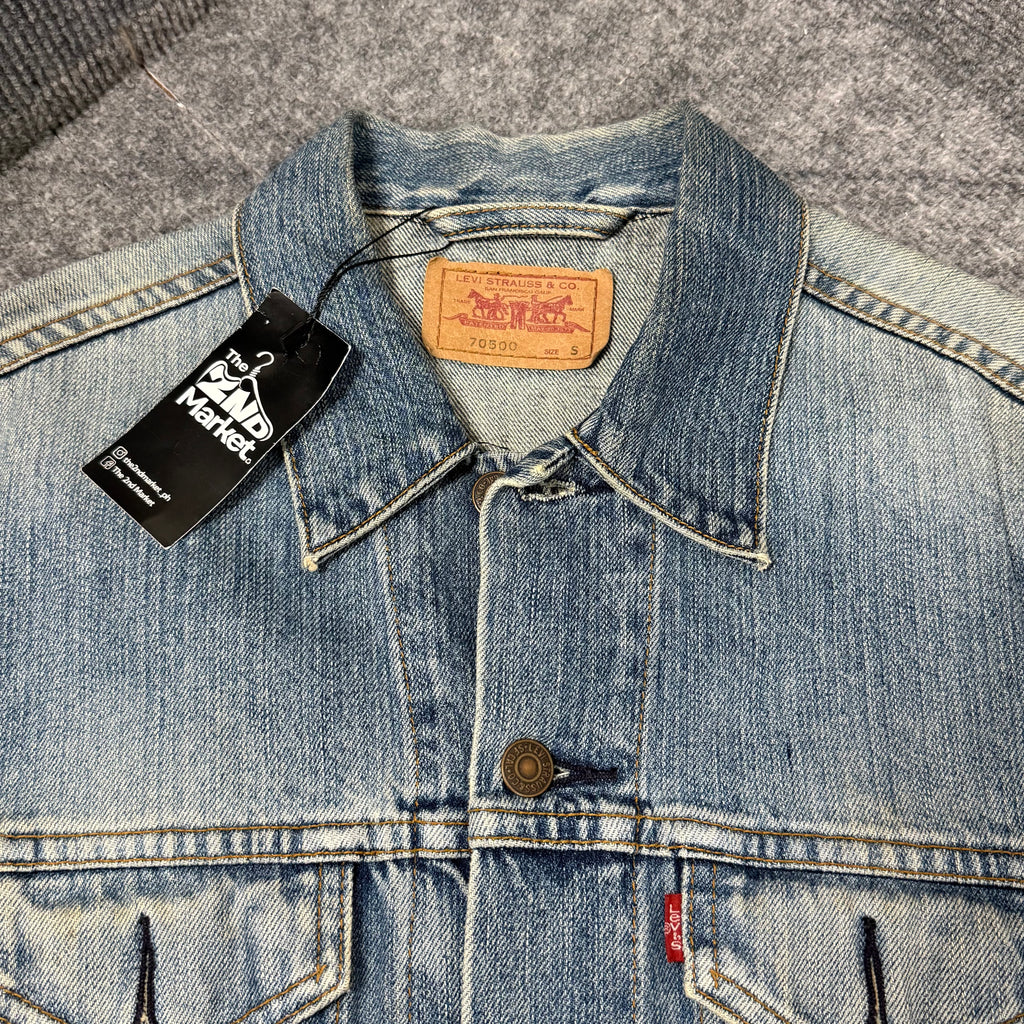 LEVI'S DENIM JACKET