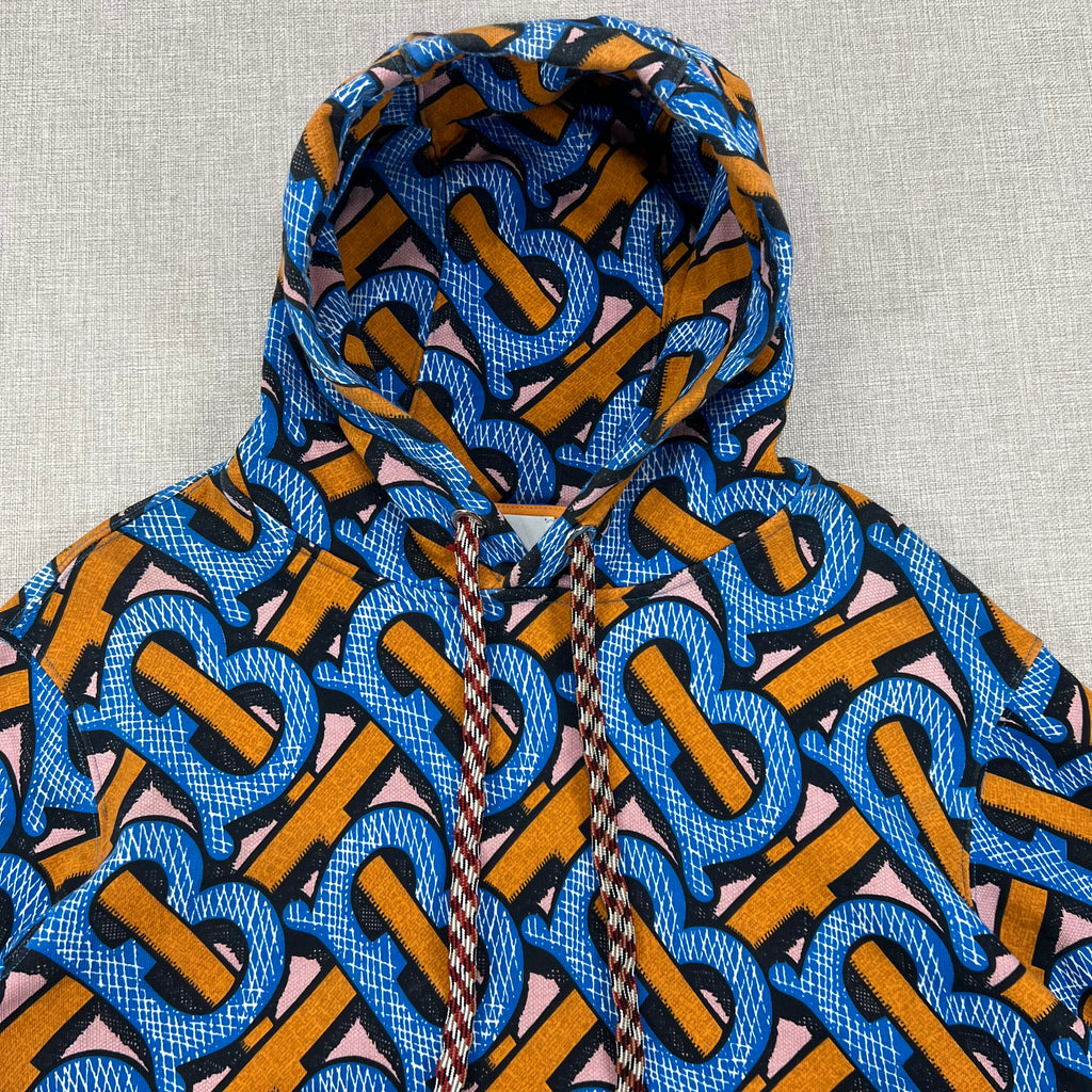 BURBERRY INTERLOCKING TB MONOGRAM LOGO PATTERN