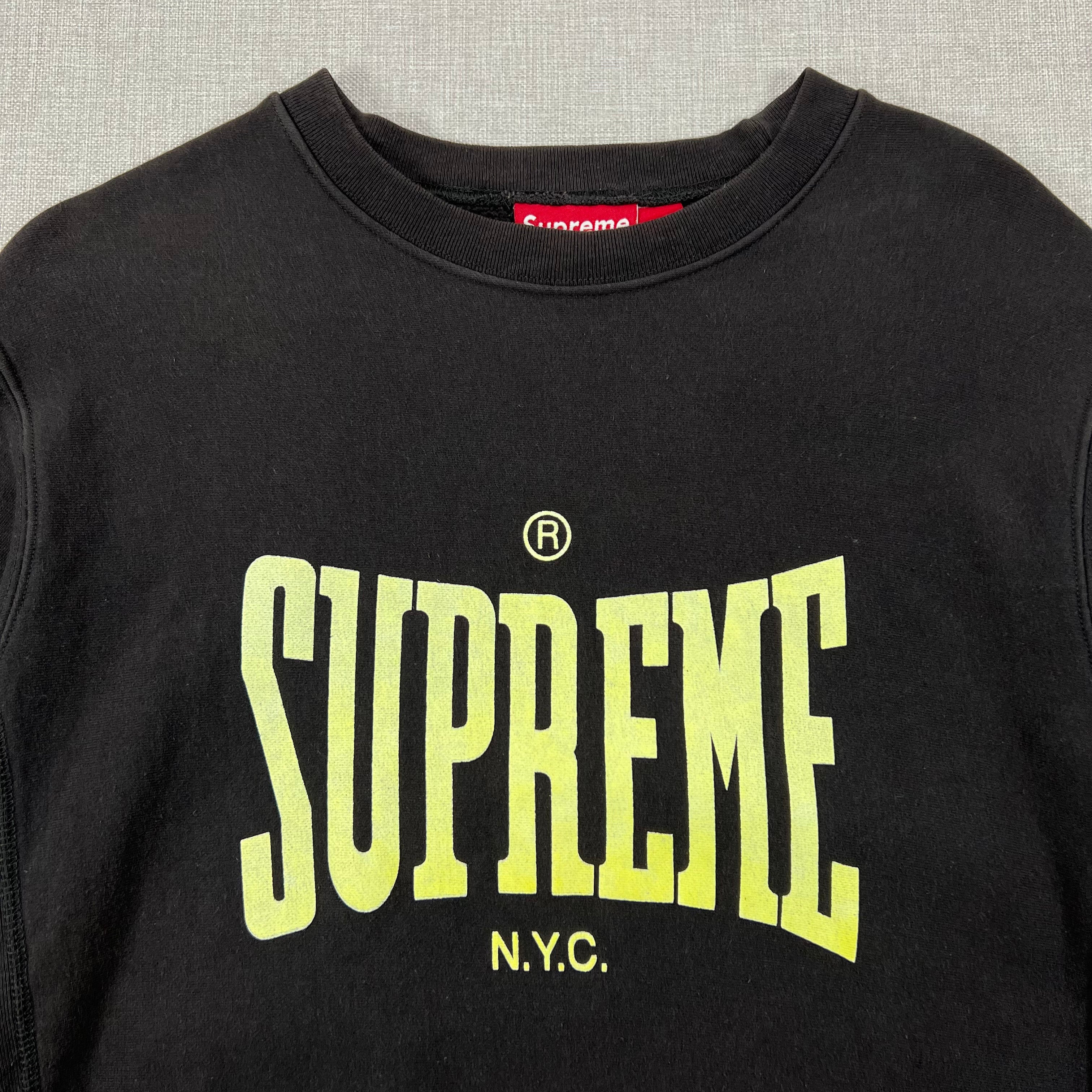SUPRREME WARM UP CREWNECK SWEATSHIRT