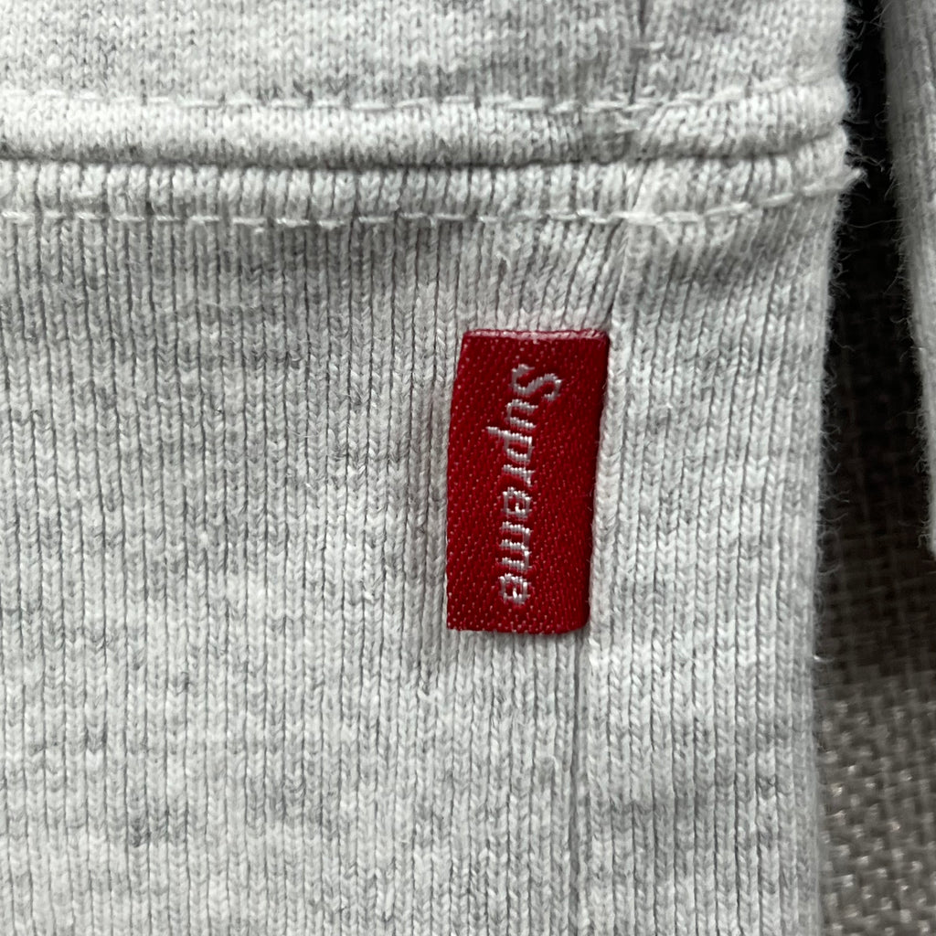 SUPREME SMALL BOX LOGO CREWNECK SWEATSHIRT