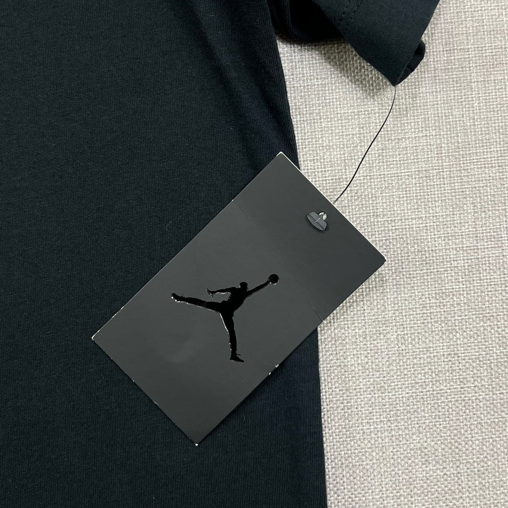 AIR JORDAN X MANILA TEE