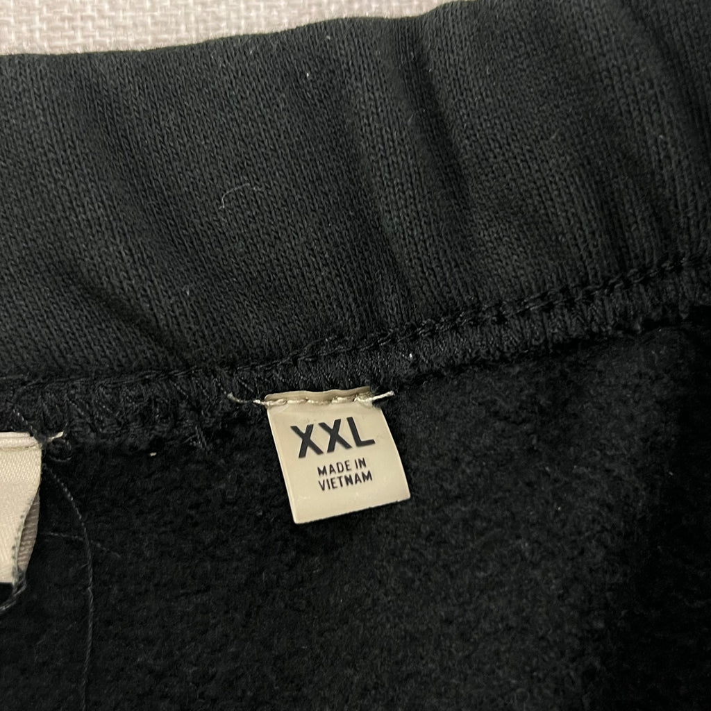 FEAR OF GOD ESSENTIALS "CLASSIC SWEATSHORTS" BLACK
