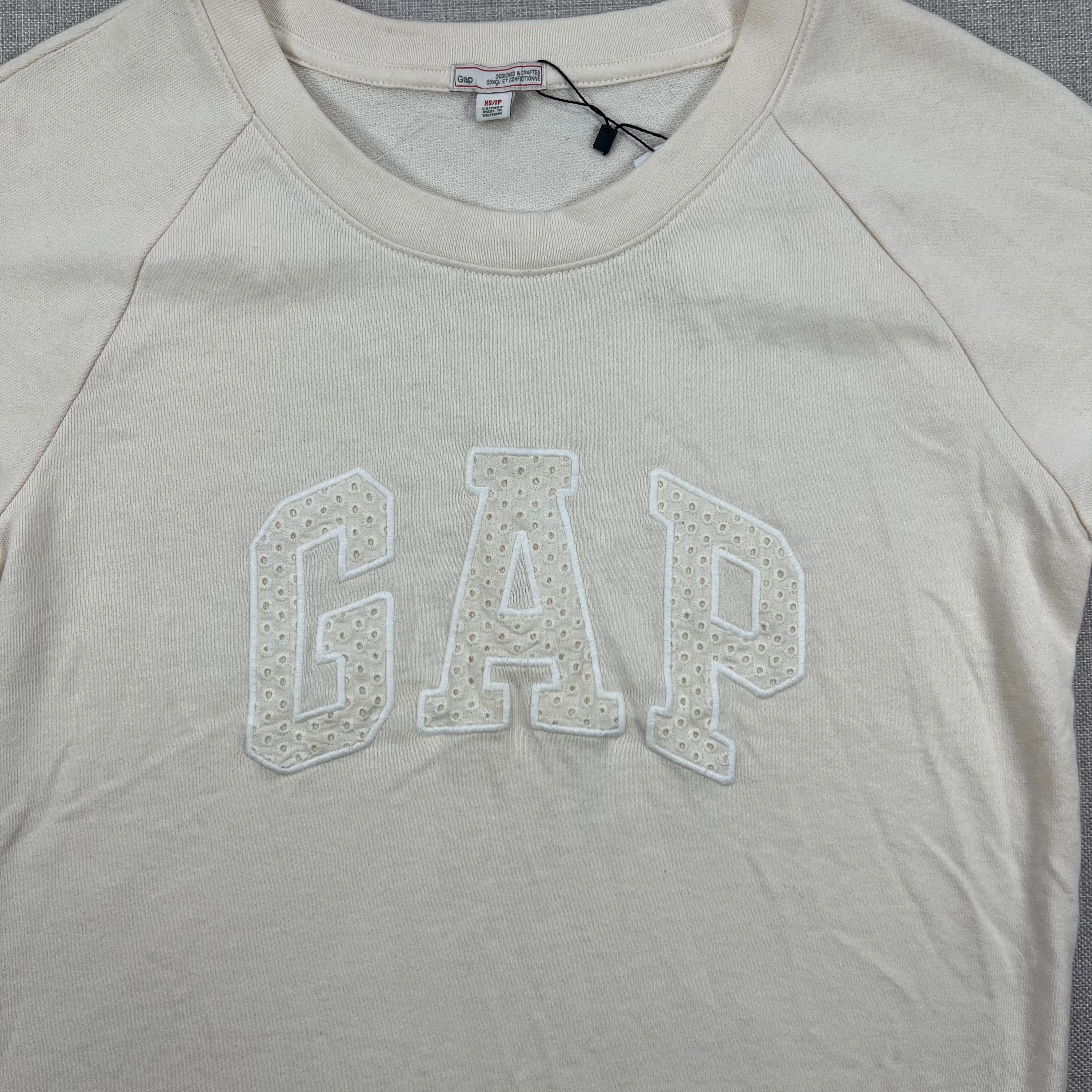 GAP SHORT SLEEVE TOP