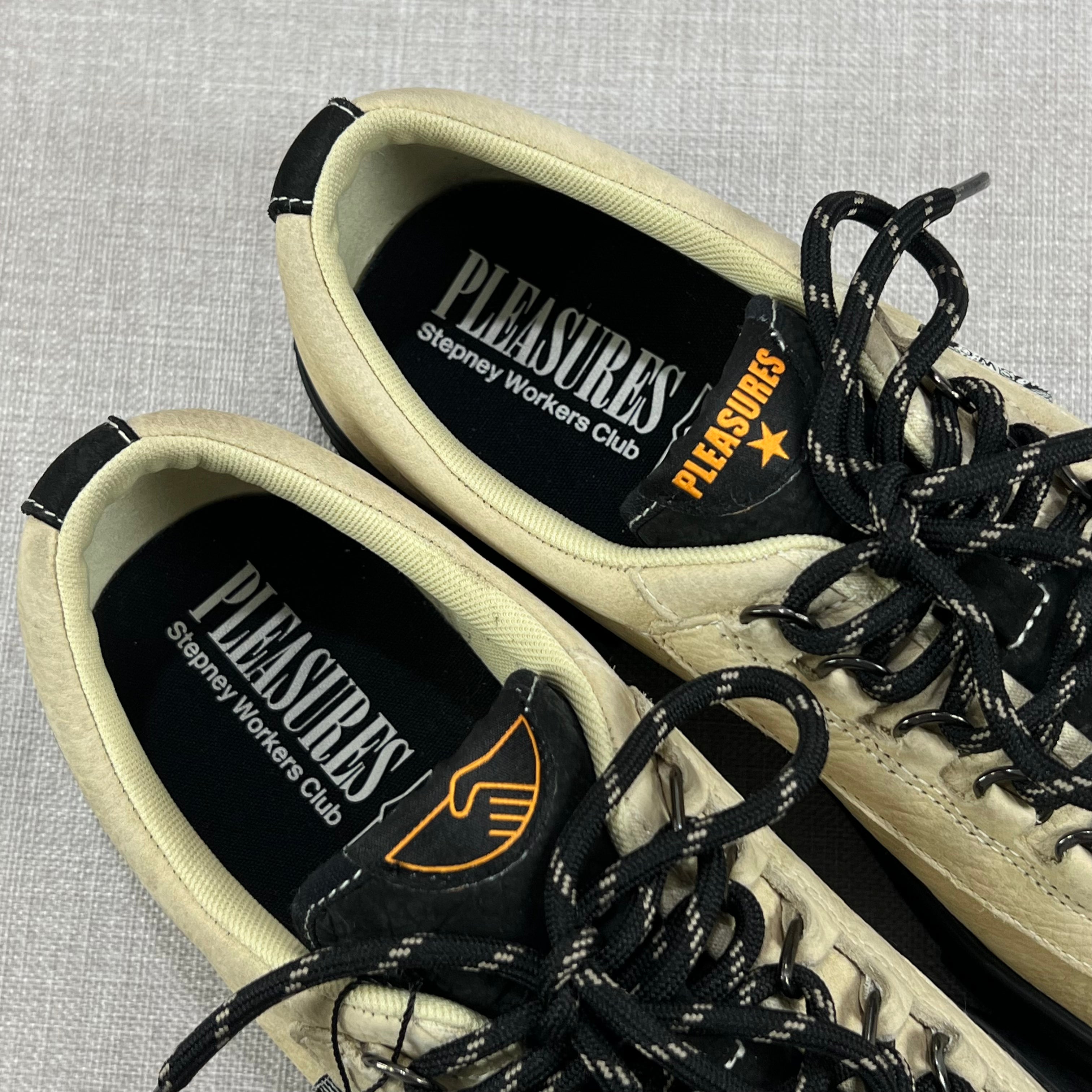 STEPNEY WORKERS CLUB X PLEASURE DELLOW RAMBLE SNEAKER