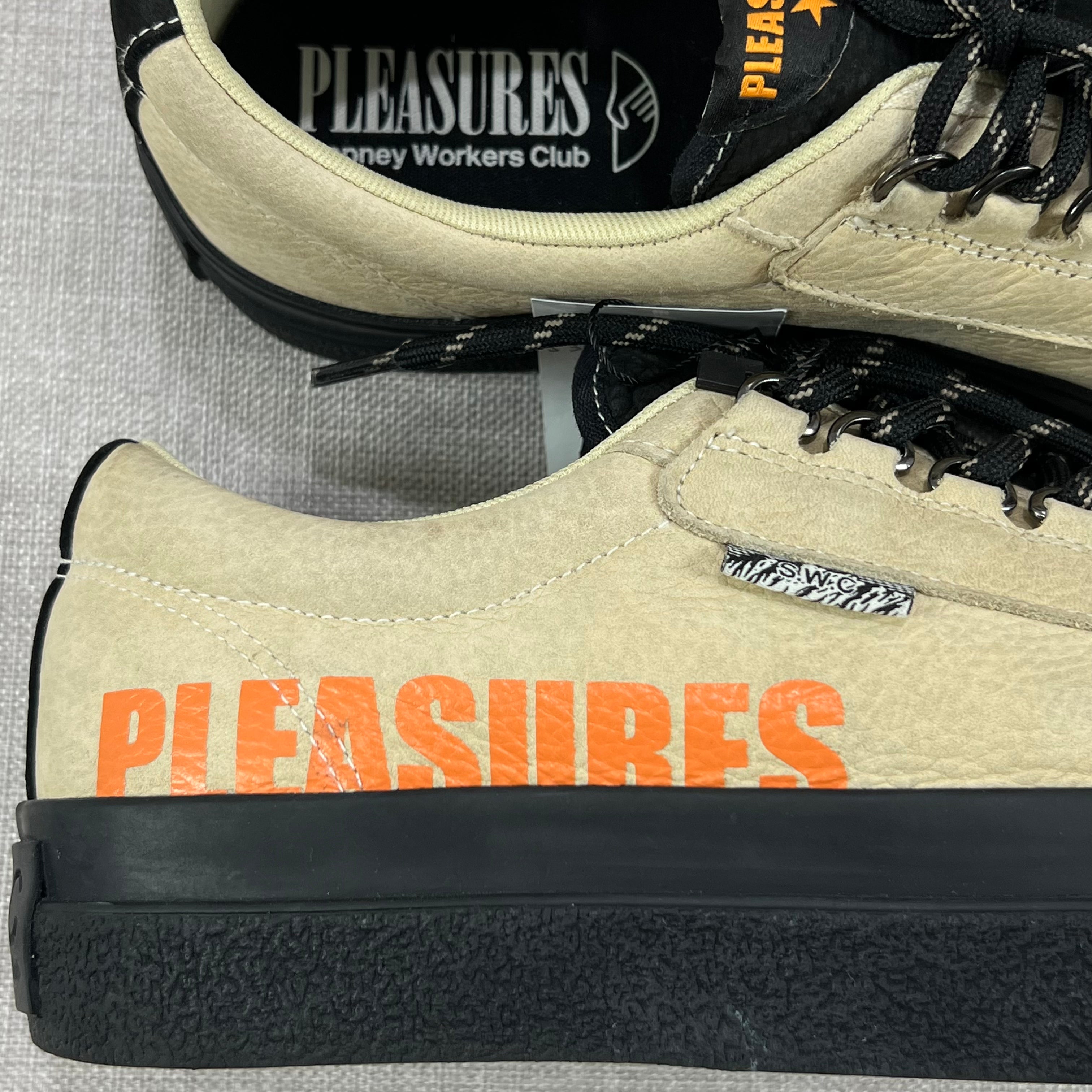 STEPNEY WORKERS CLUB X PLEASURE DELLOW RAMBLE SNEAKER