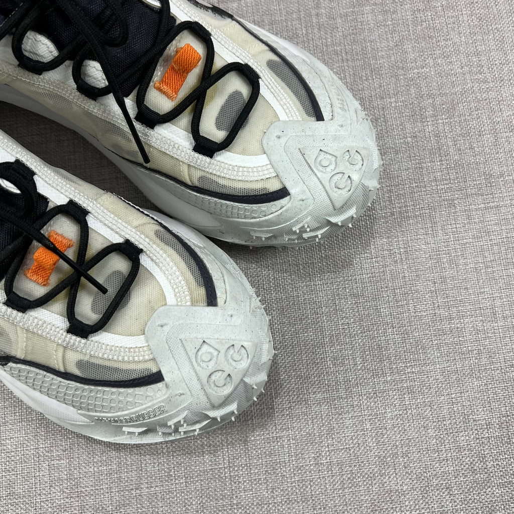 NIKE ACG MOUNTAIN FLY 2 LOW