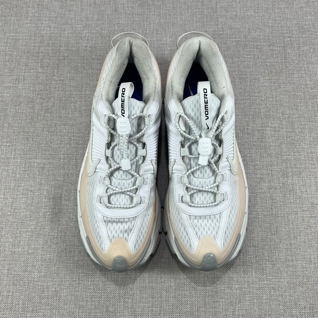 NIKE ZOOM VOMERO ROAM WHITE SUMMIT PHANTOM