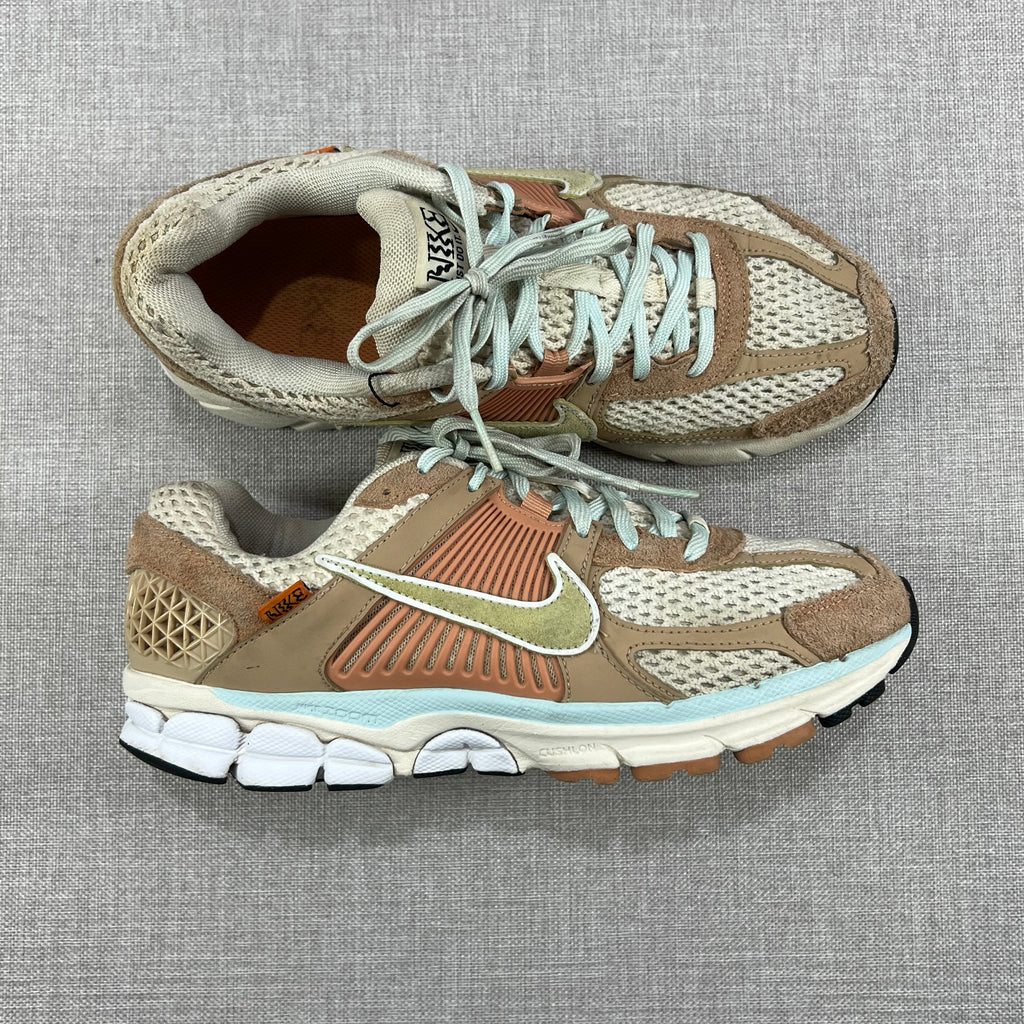 NIKE ZOOM VOMERO 5 "HAVE A NIKE DAY"
