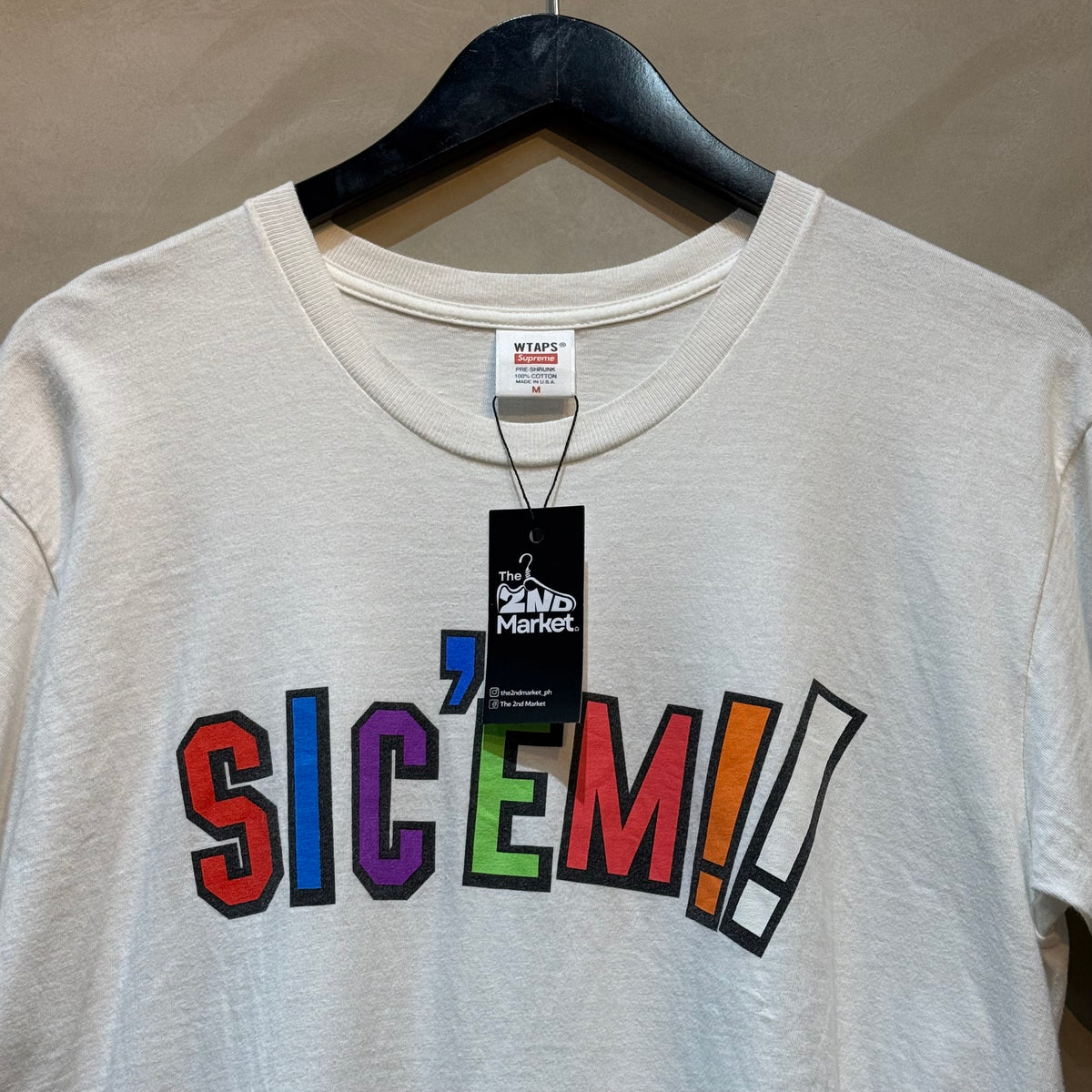 SUPREME X WTAPS "Sic Em!!" TEE