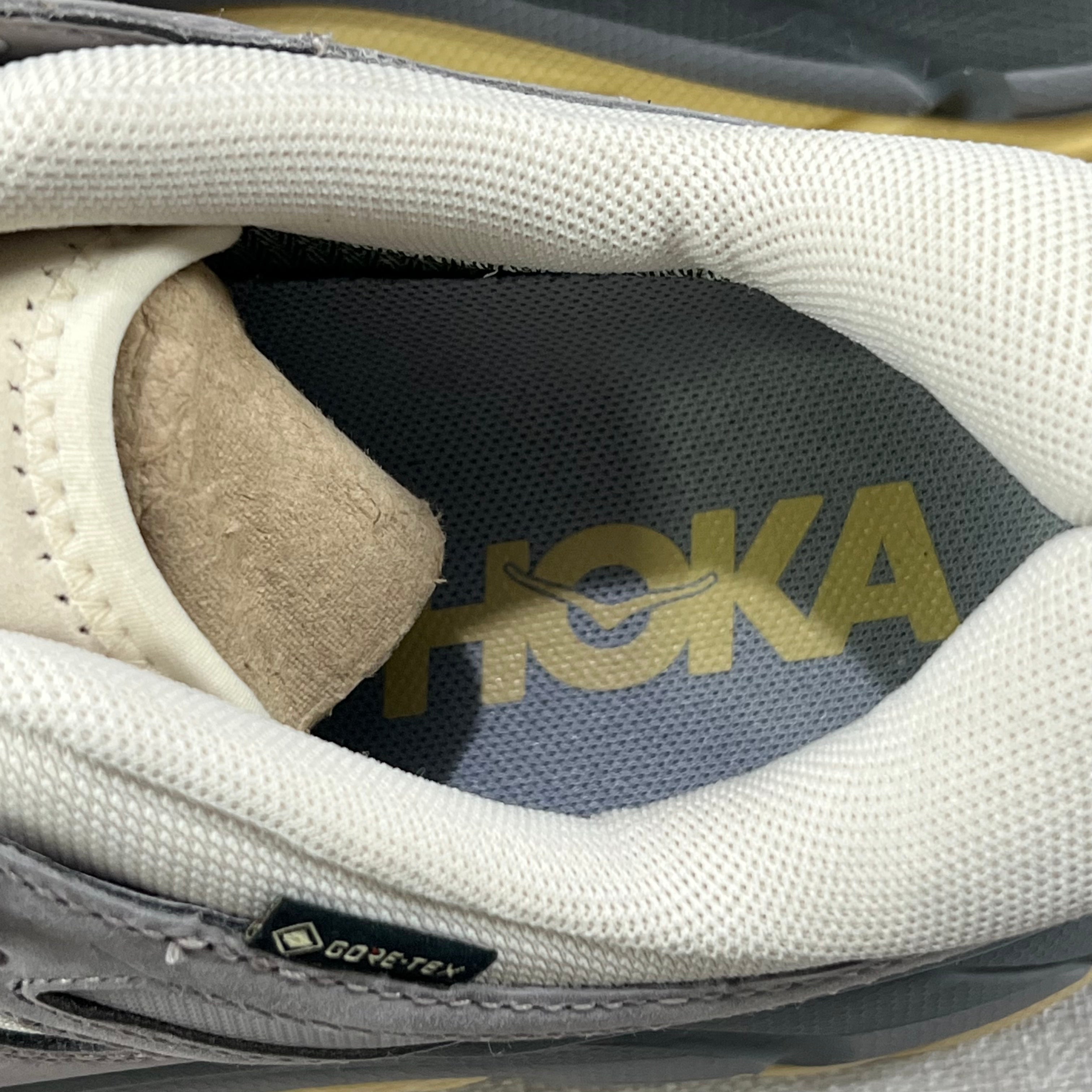 HOKA TOR ULTRA LO
