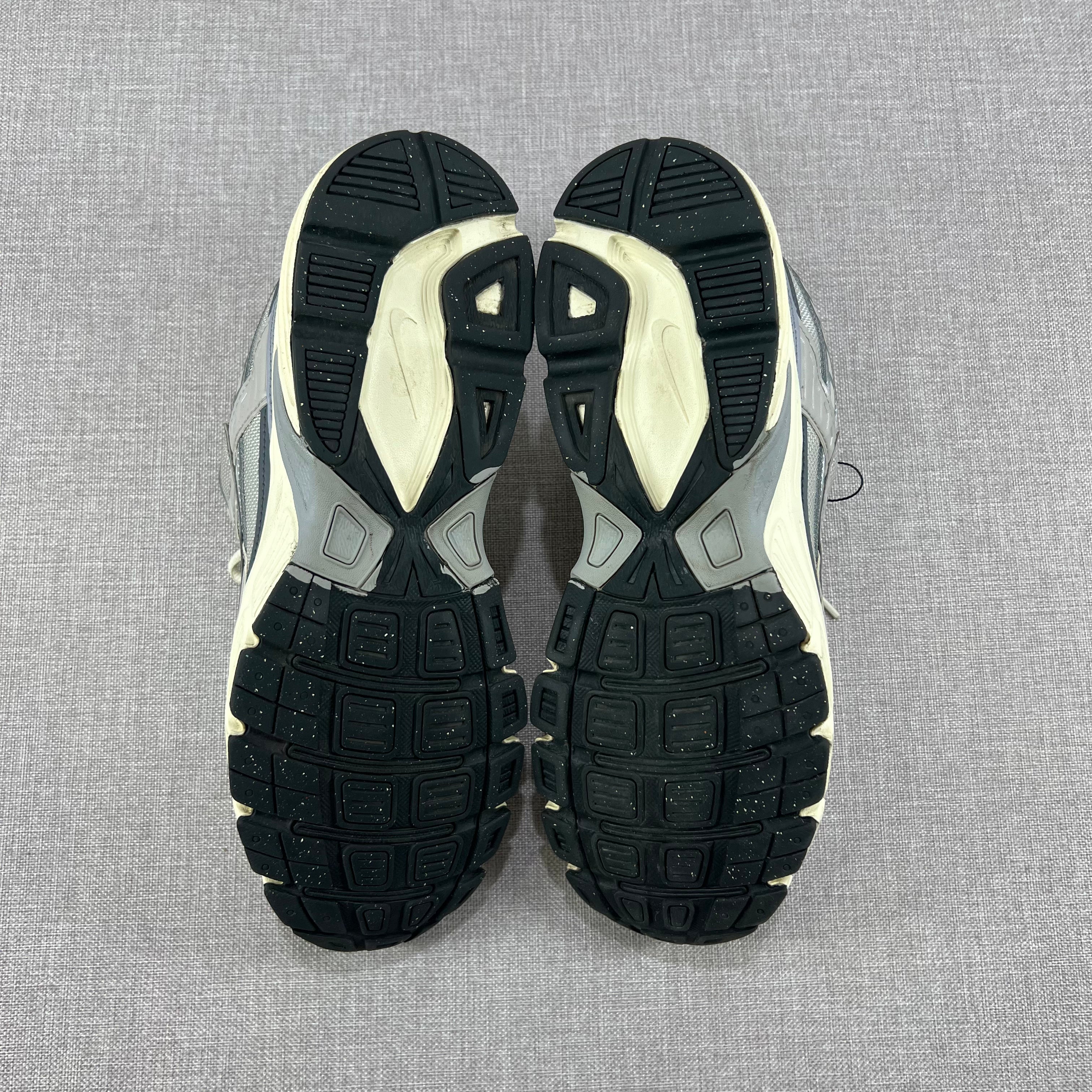 NIKE INITIATOR "COCONUT MILK"