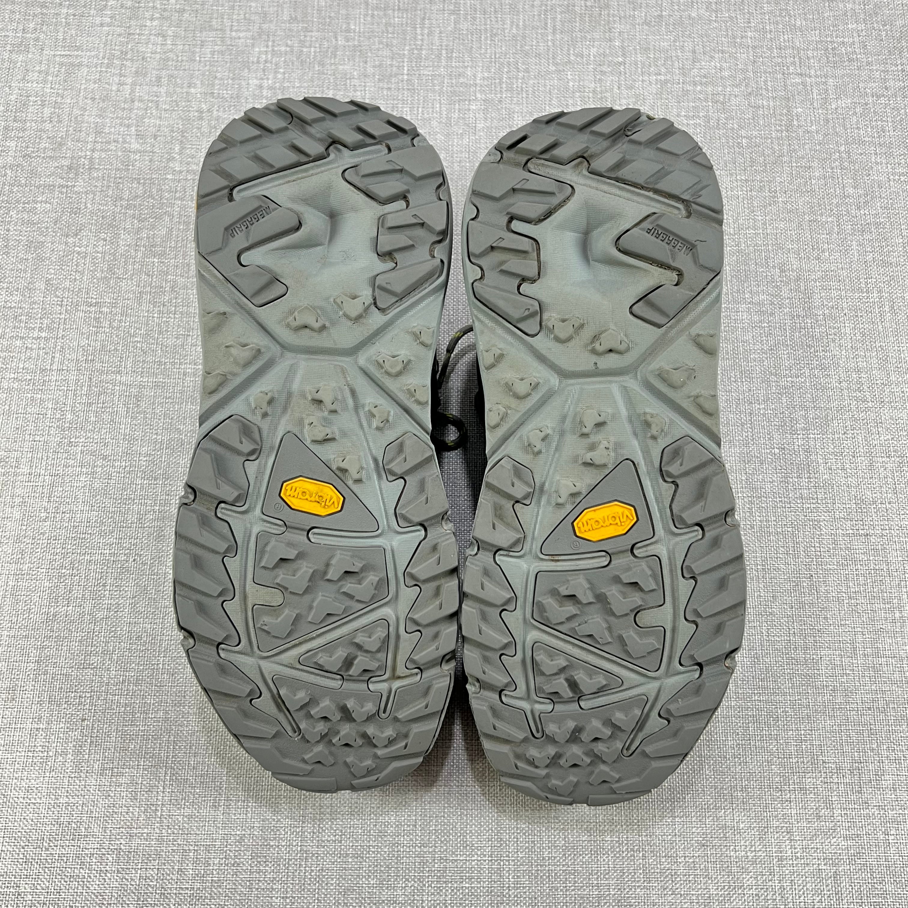 HOKA ONE ONE KAHA LOW GTX "CHARCOAL GRAY"