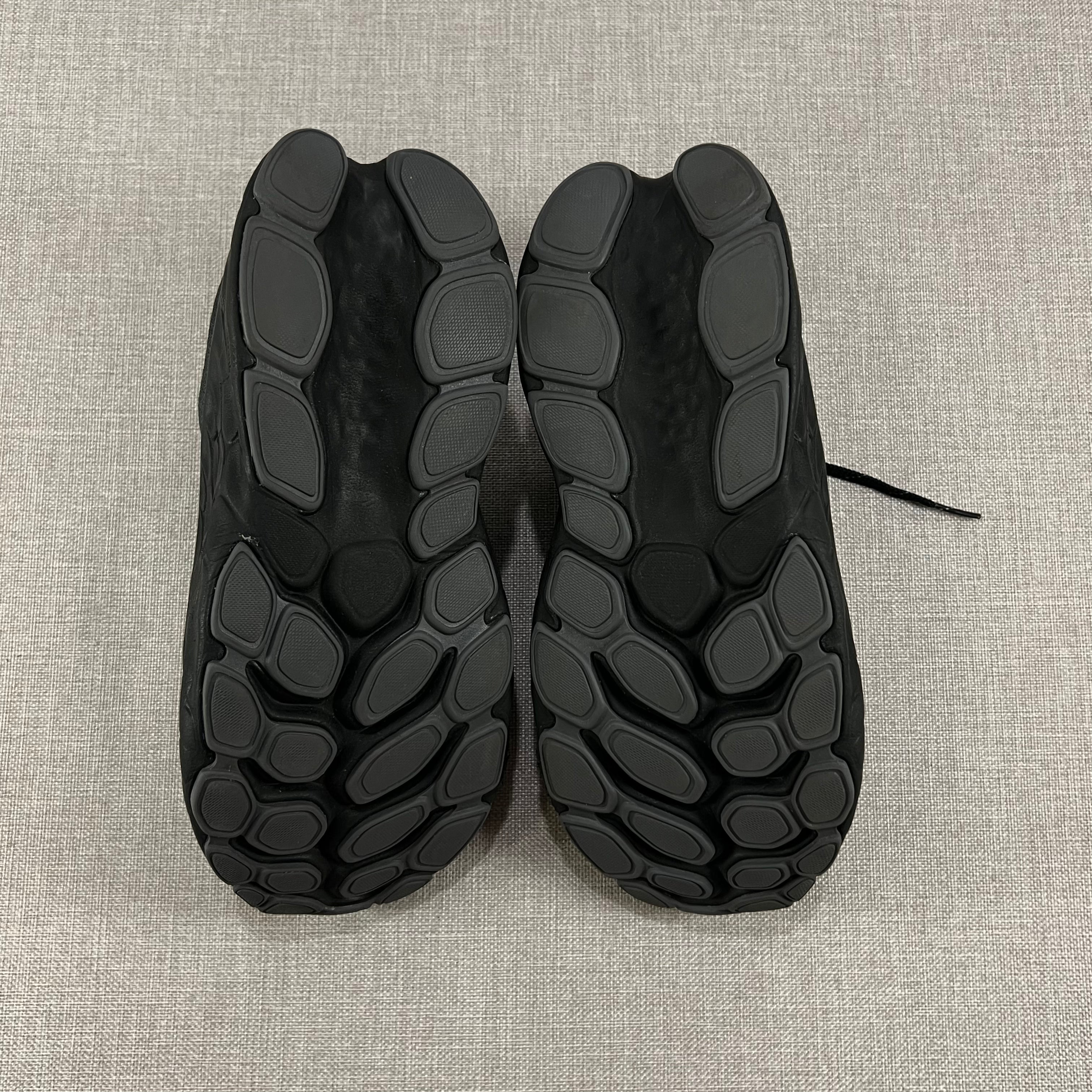 NEW BALANCE FRESH FOAM X MORE V4 "TRIPLE BLACK"