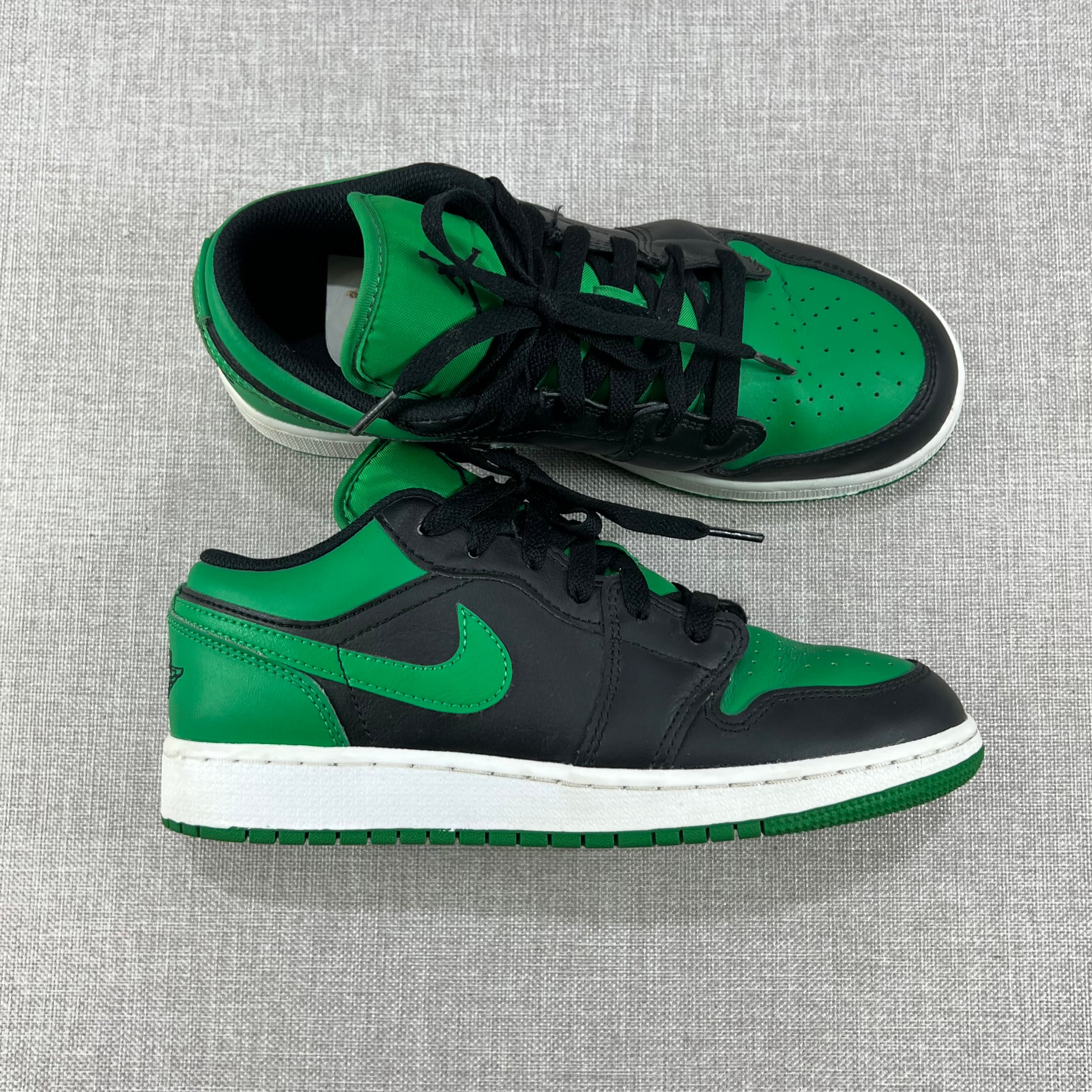 AIR JORDAN 1 LOW "LUCKY GREEN"