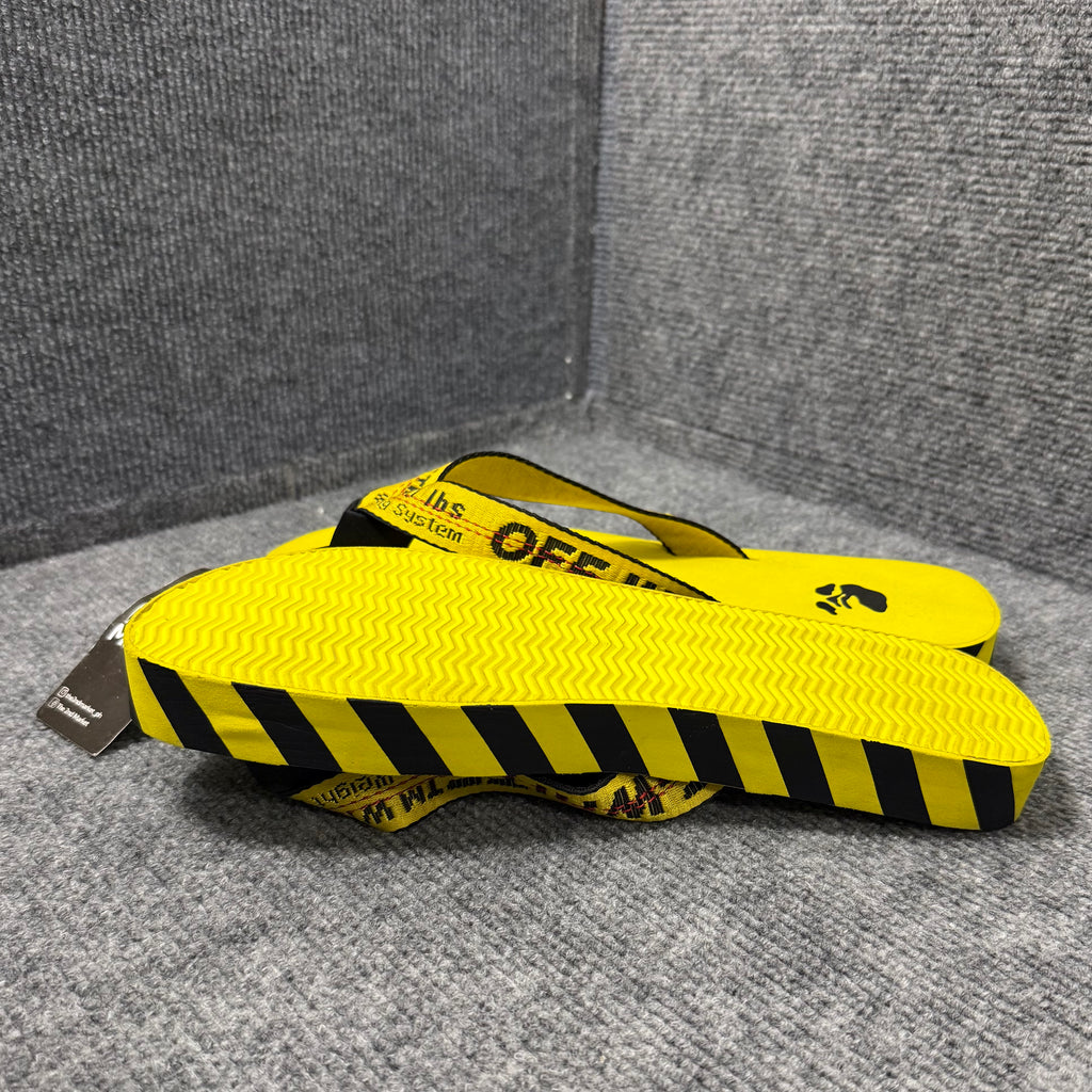 OFF-WHITE FLIP FLOPS