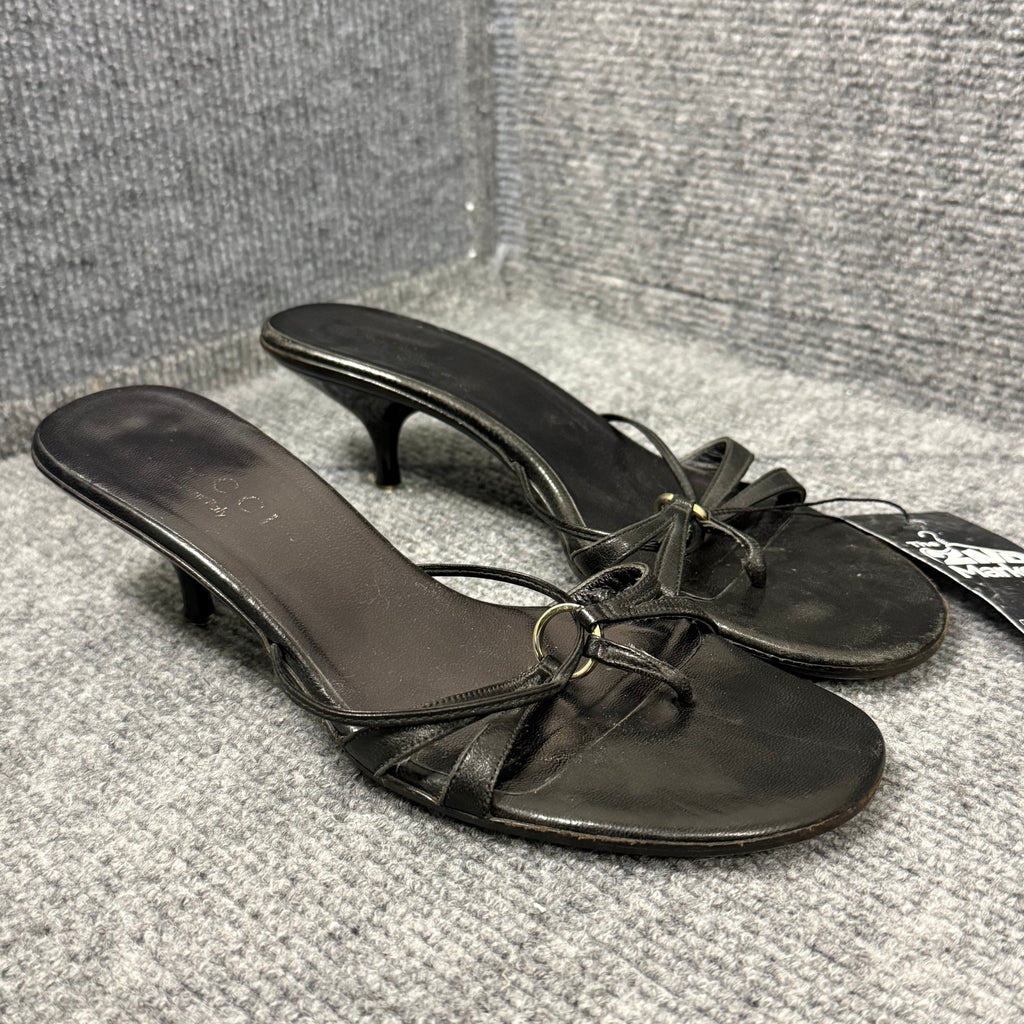 GUCCI SANDALS
