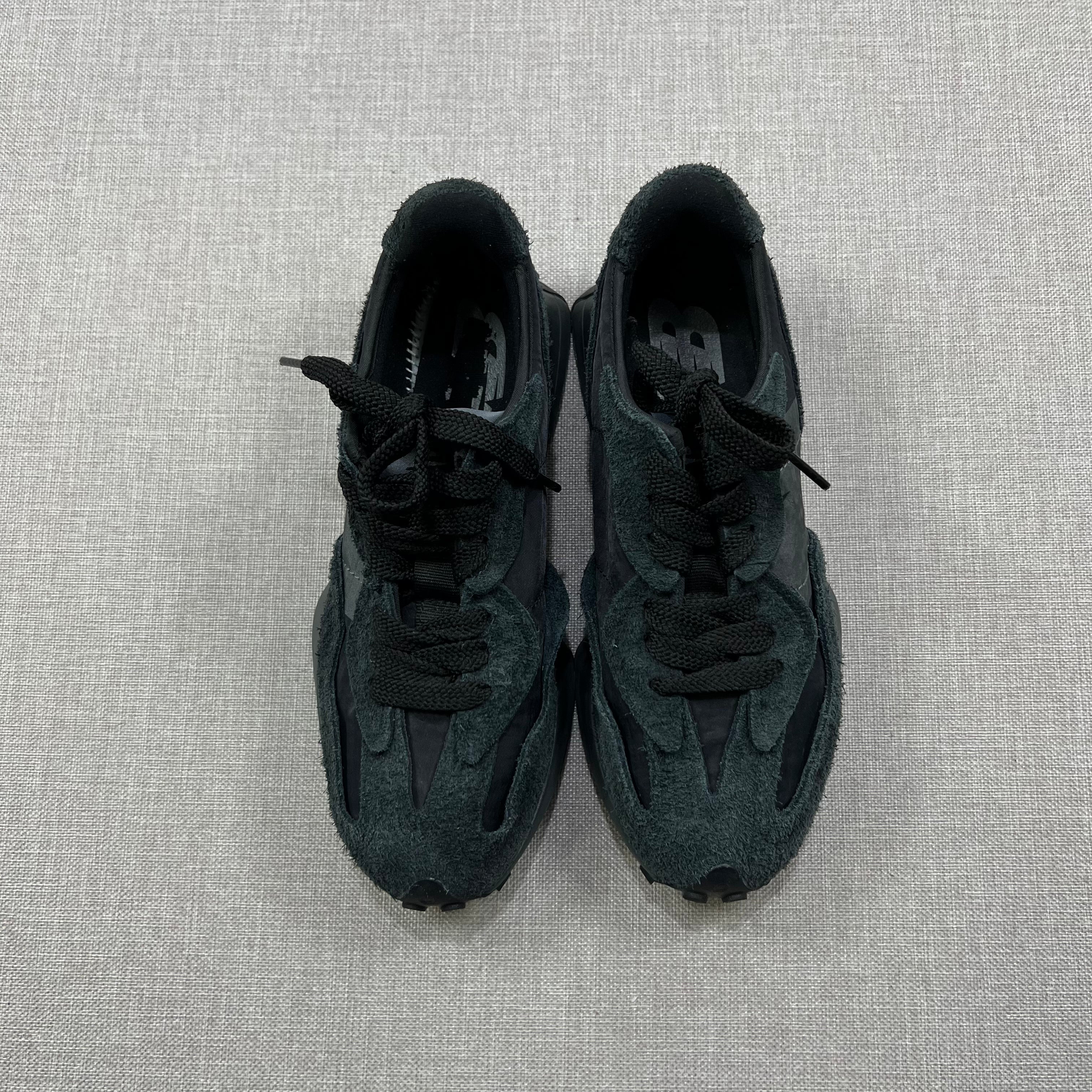 NEW BALANCE 327 "PHANTOM"