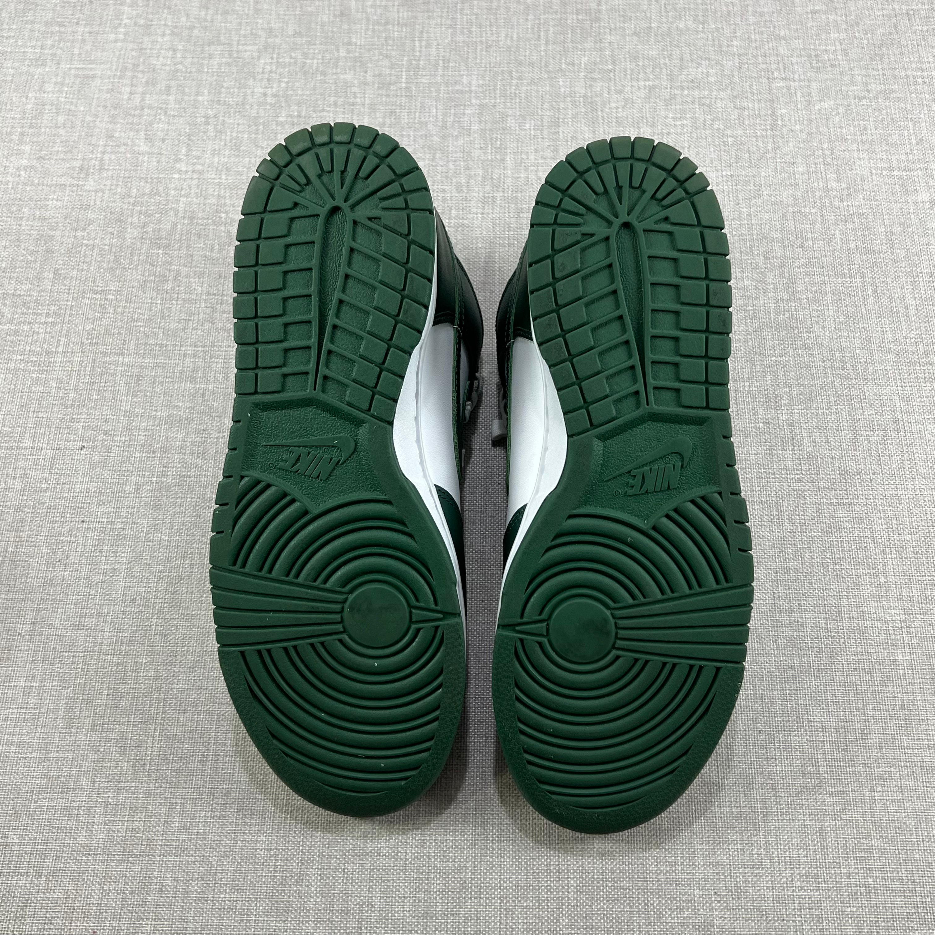 NIKE DUNK HIGH "NOBLE GREEN"