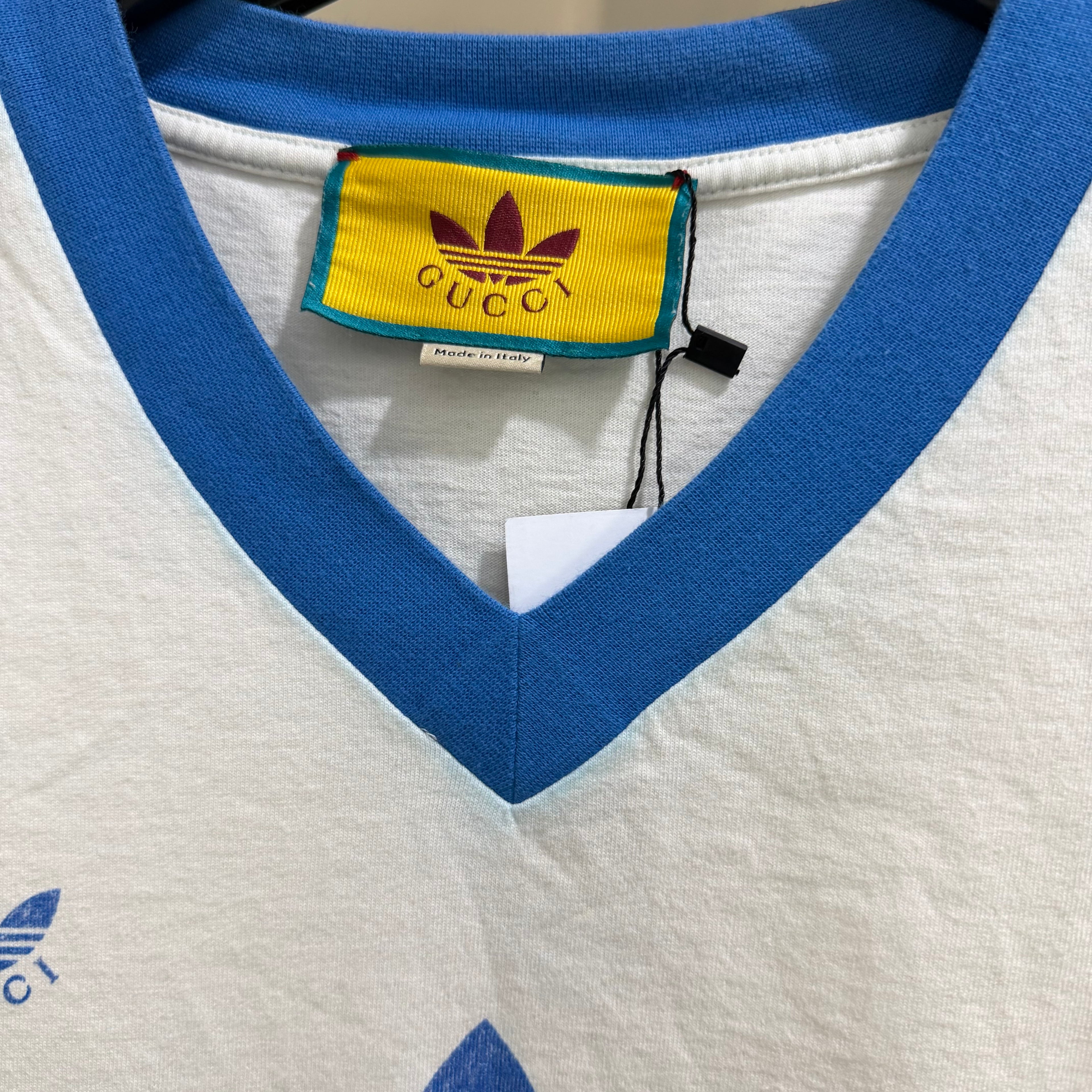GUCCI X ADIDAS V-NECK TEE