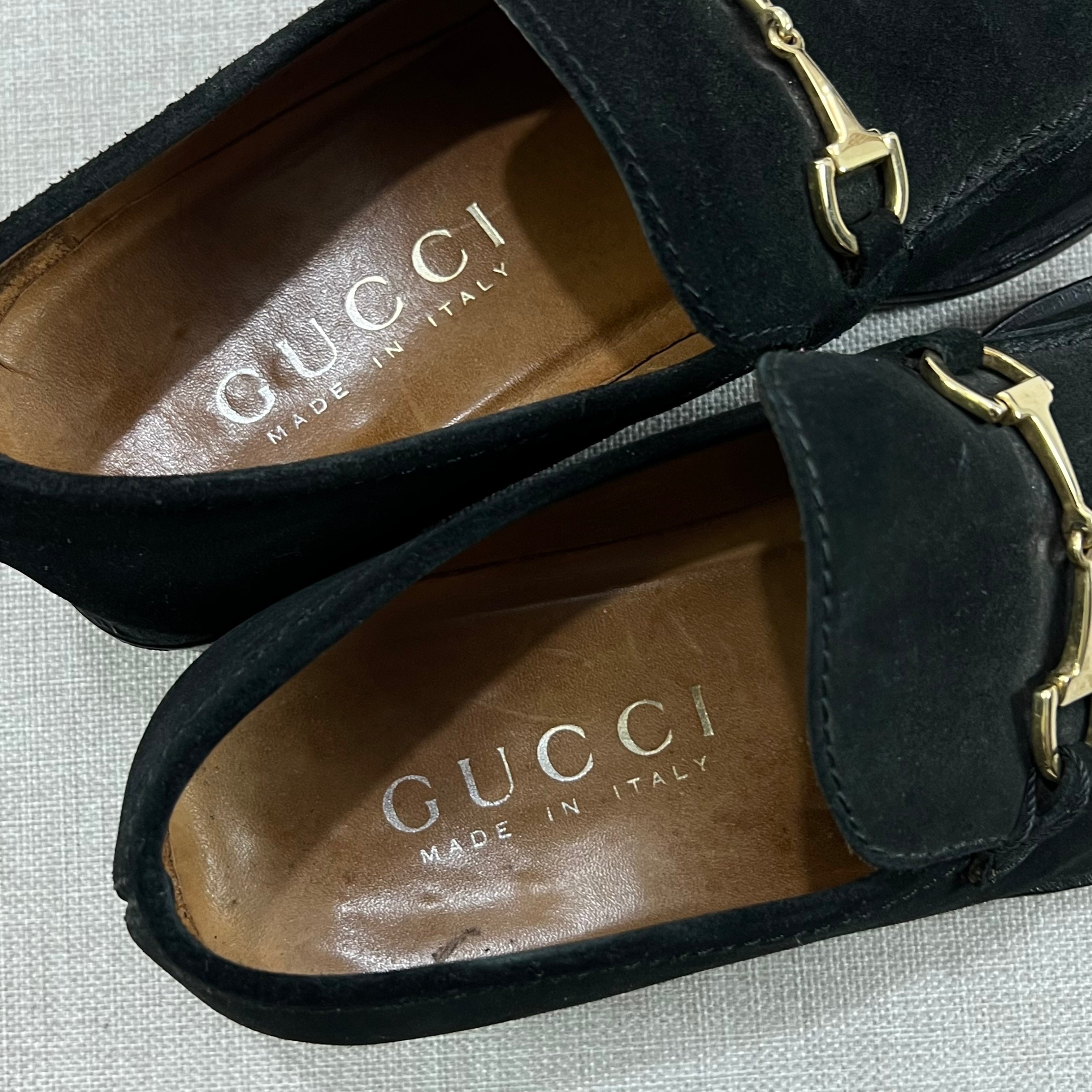 VINTAGE GUCCI SUEDE HORSEBIT LOAFERS