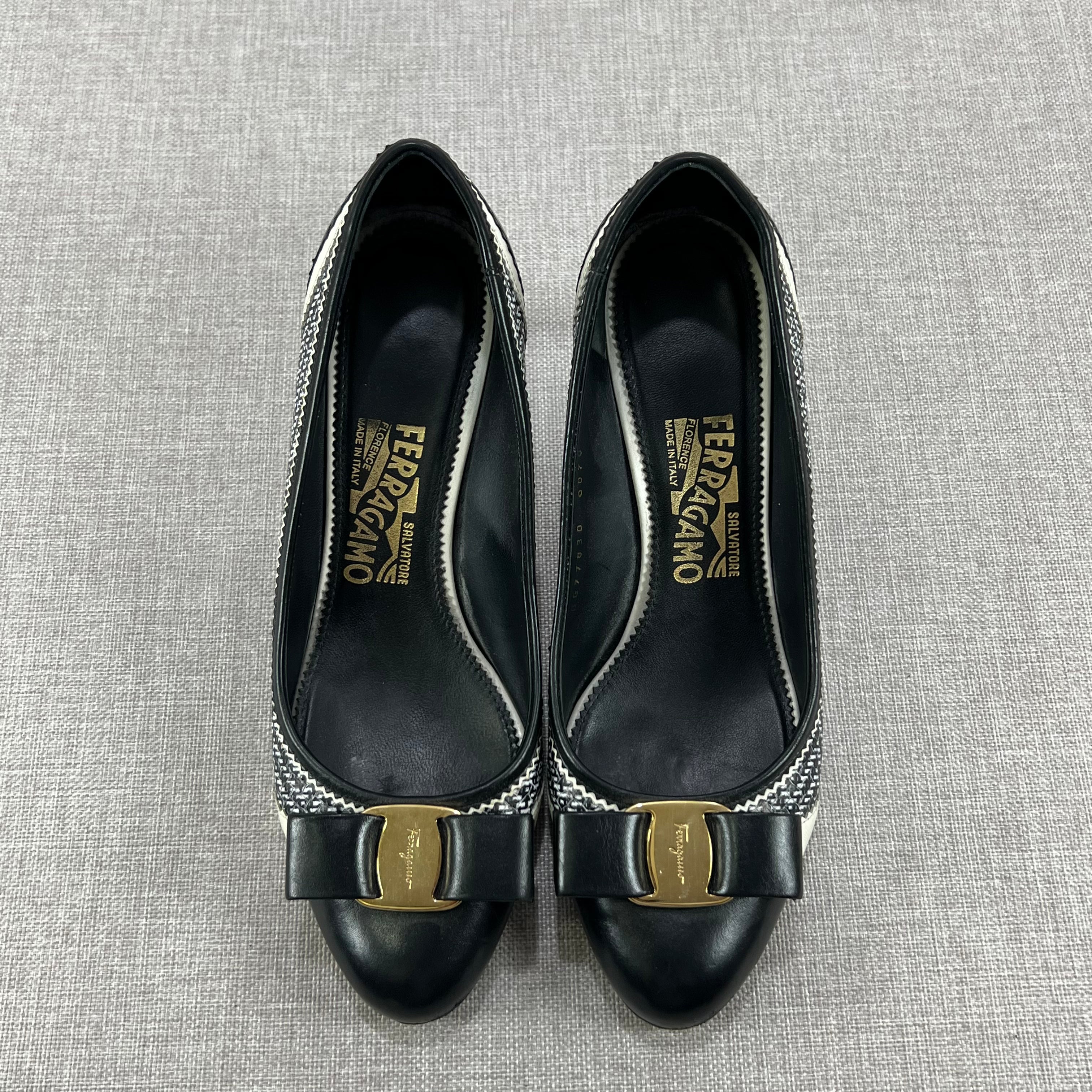 SALVATORE FERRAGAMO ELOISA PUMPS
