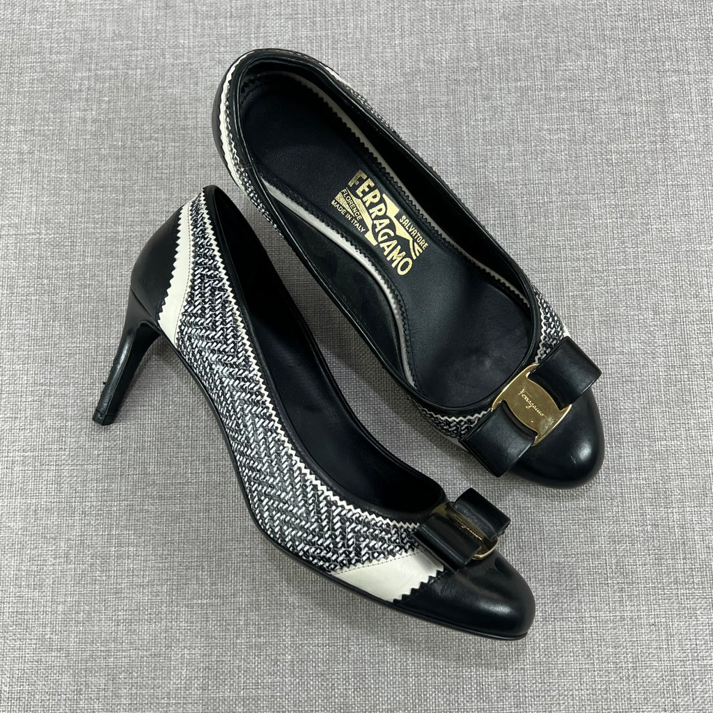 SALVATORE FERRAGAMO ELOISA PUMPS