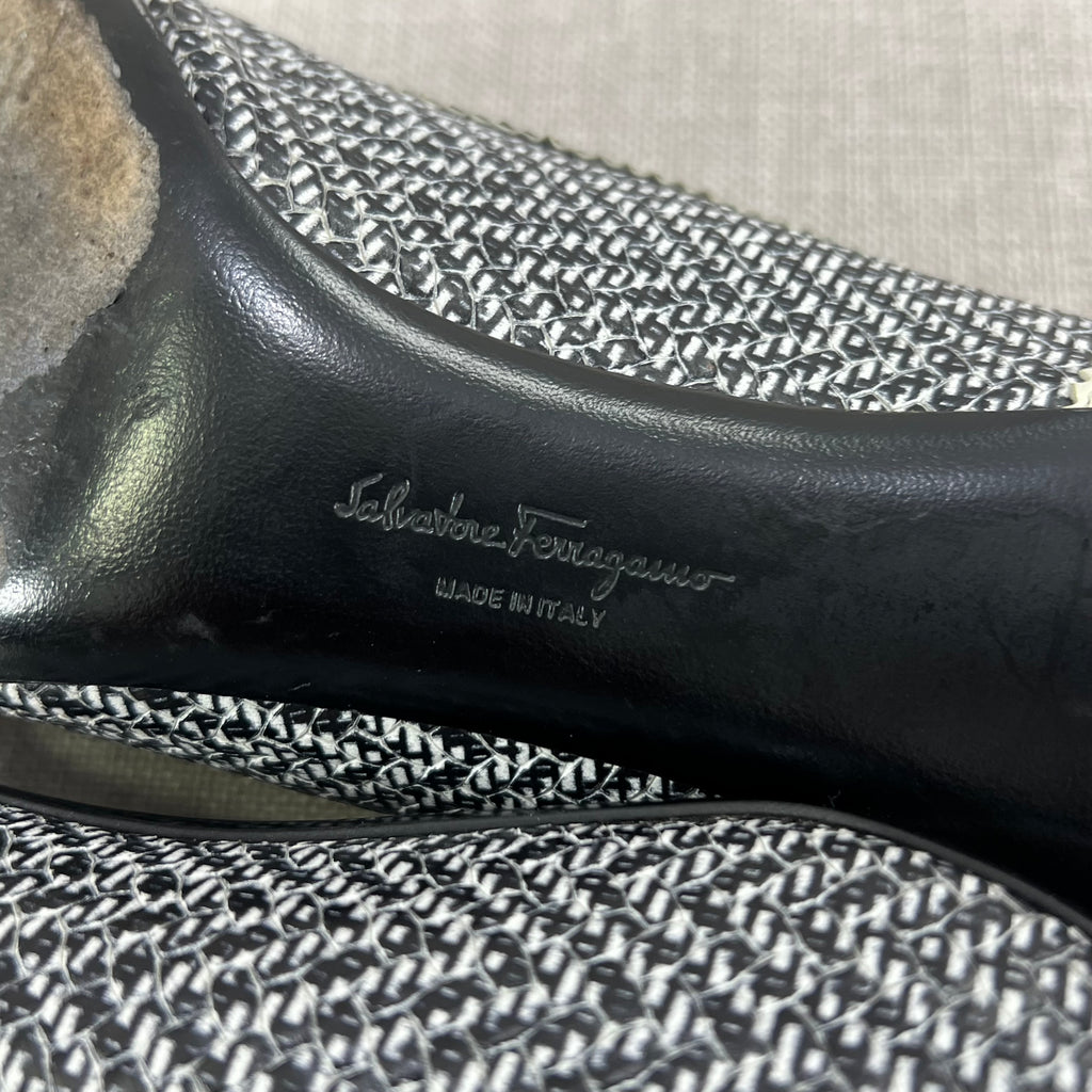 SALVATORE FERRAGAMO ELOISA PUMPS