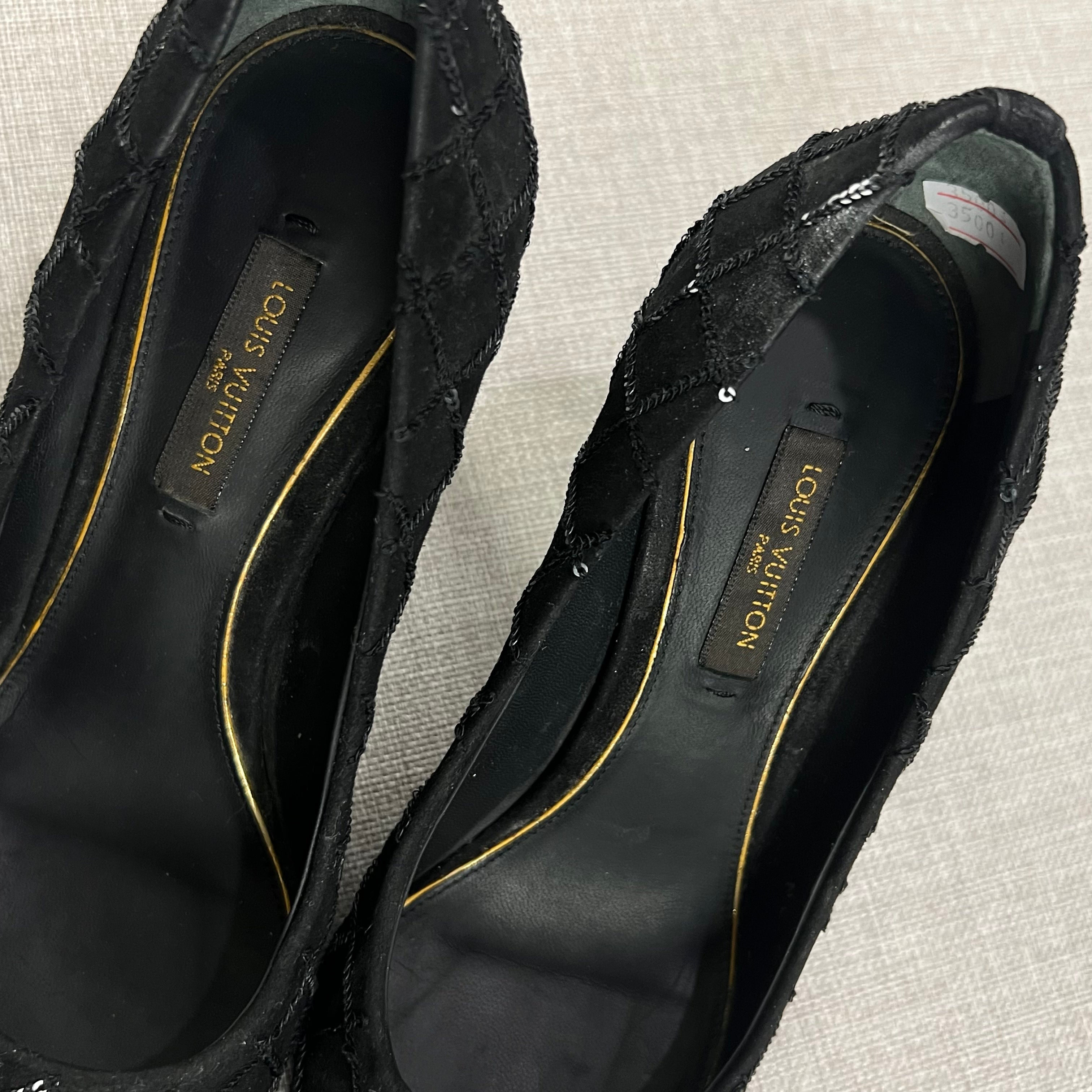 LOUIS VUITTON BLACK SEQUIN HEELS
