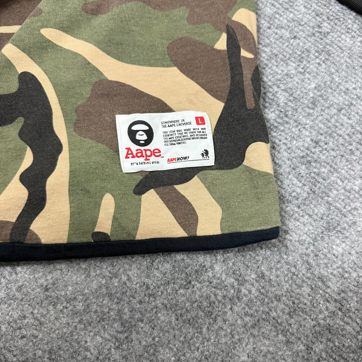 AAPE REVERSIBLE TEE