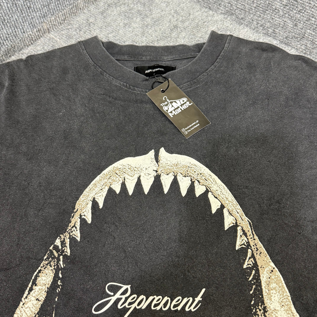 REPRERSENT BIG SHARK TEE