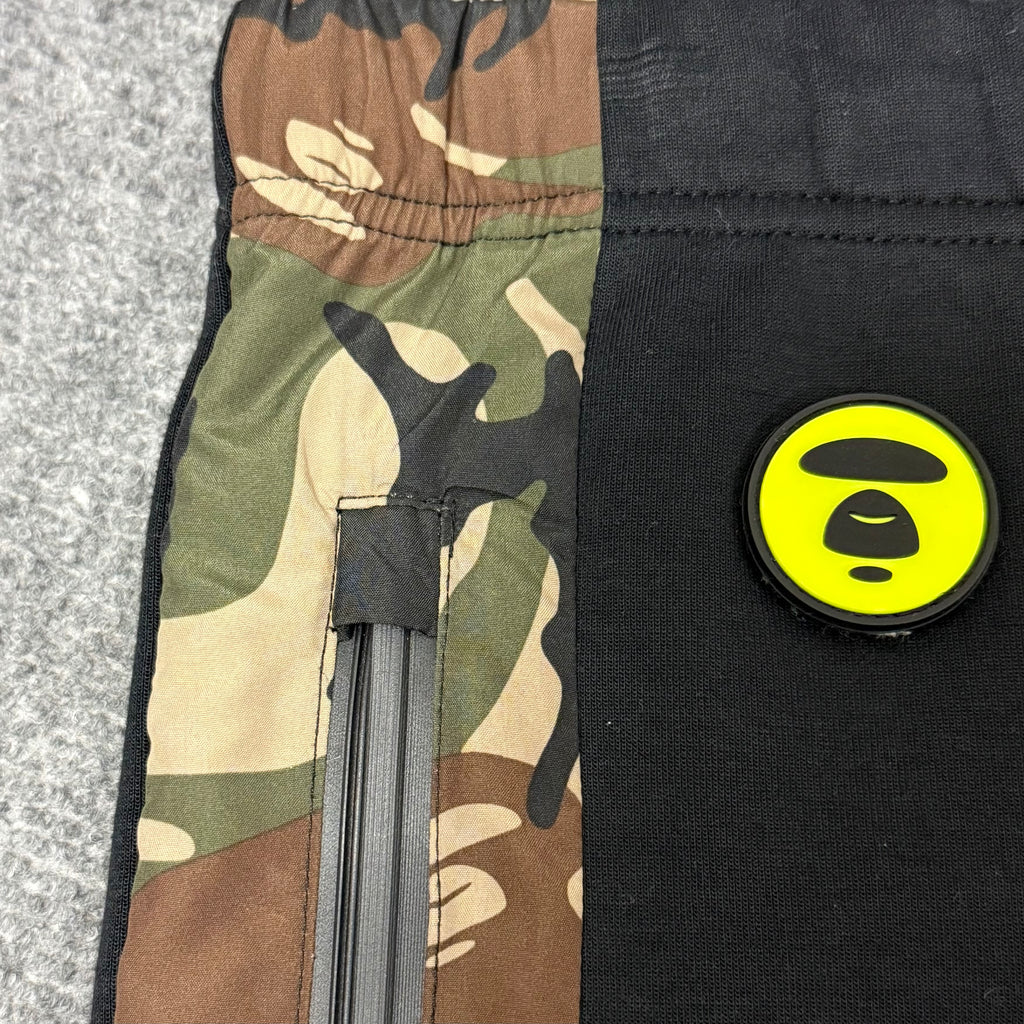 AAPE NOW Y2K CAMO SHORT