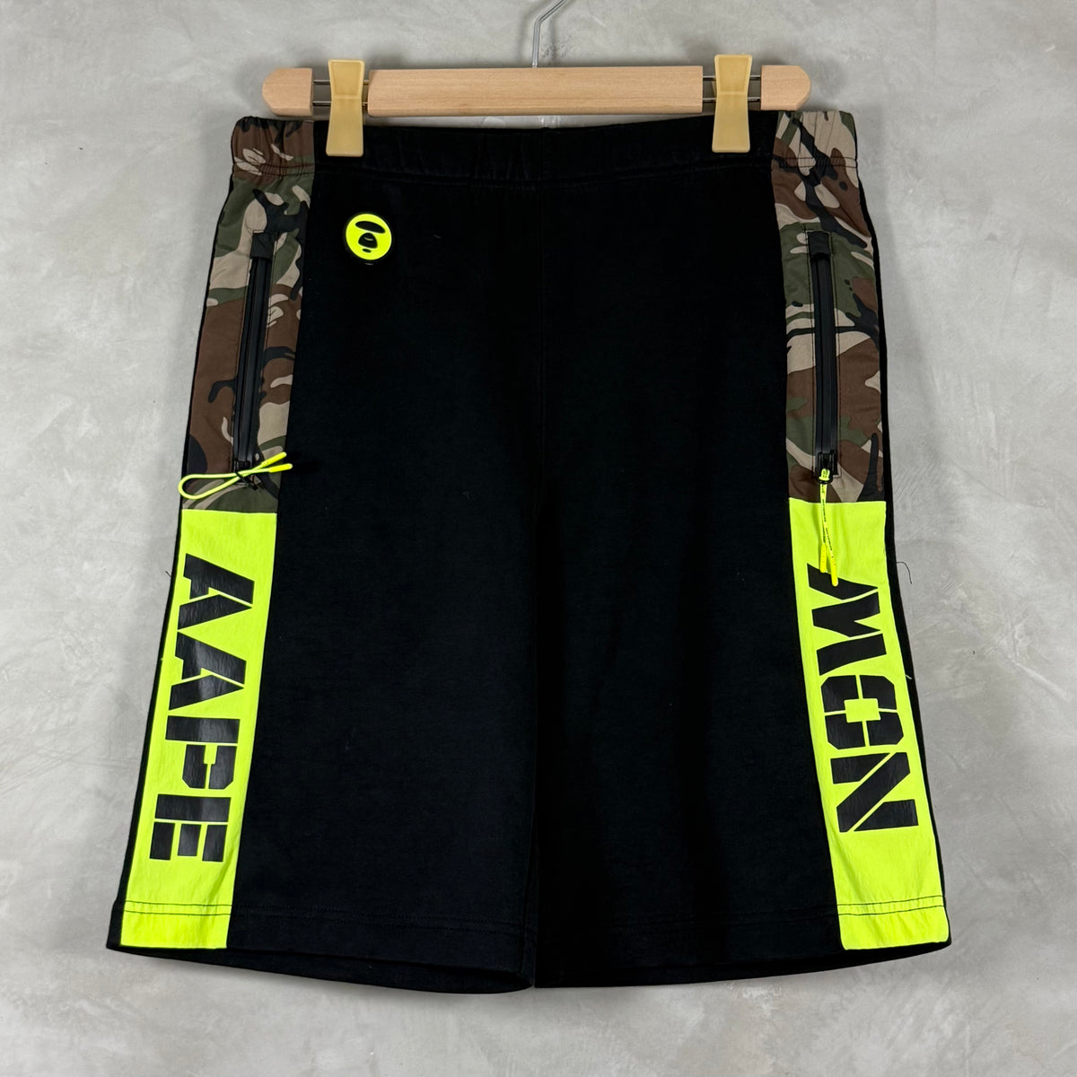 AAPE NOW Y2K CAMO SHORT