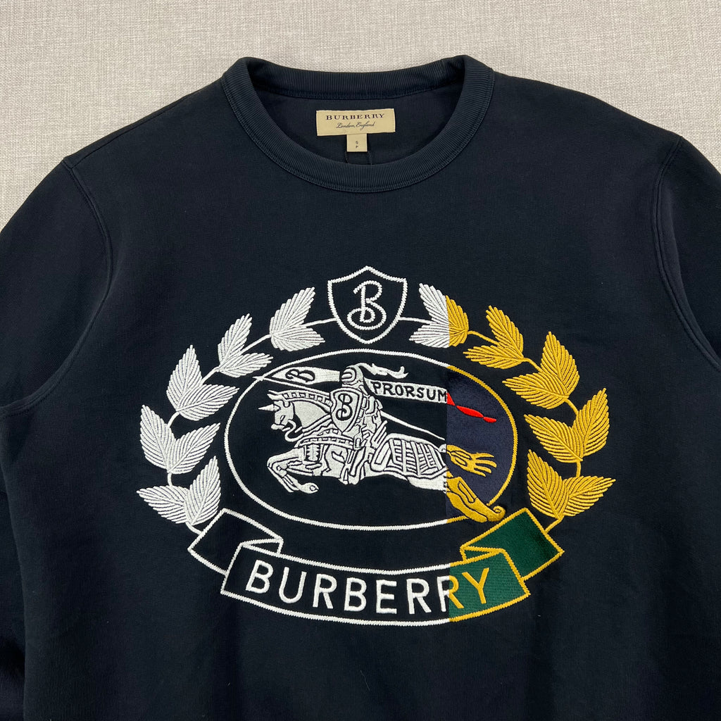 BURBERRY SPLIT-COLOR EMBROIDERED CREST CREWNECK SWEATSHIRT