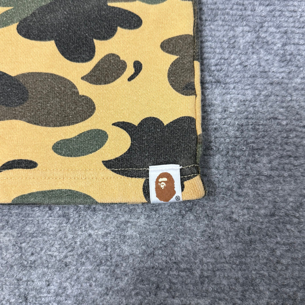 BAPE AOP SHORT