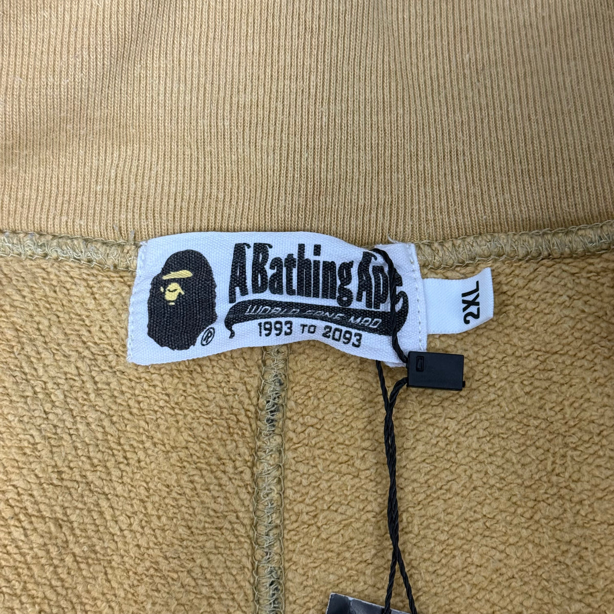 BAPE AOP SHORT