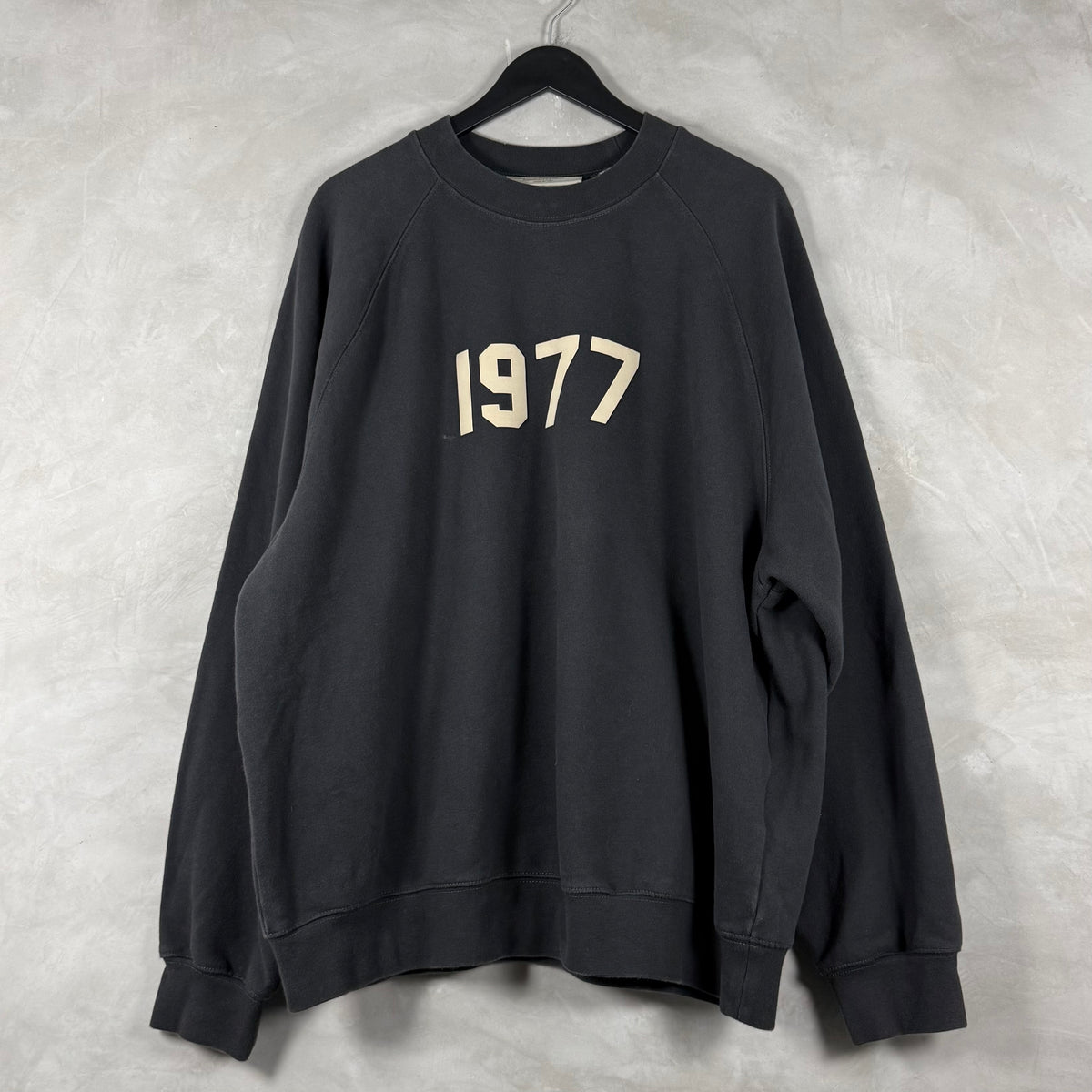 ESSENTIALS 1977 SWEATSHIRT