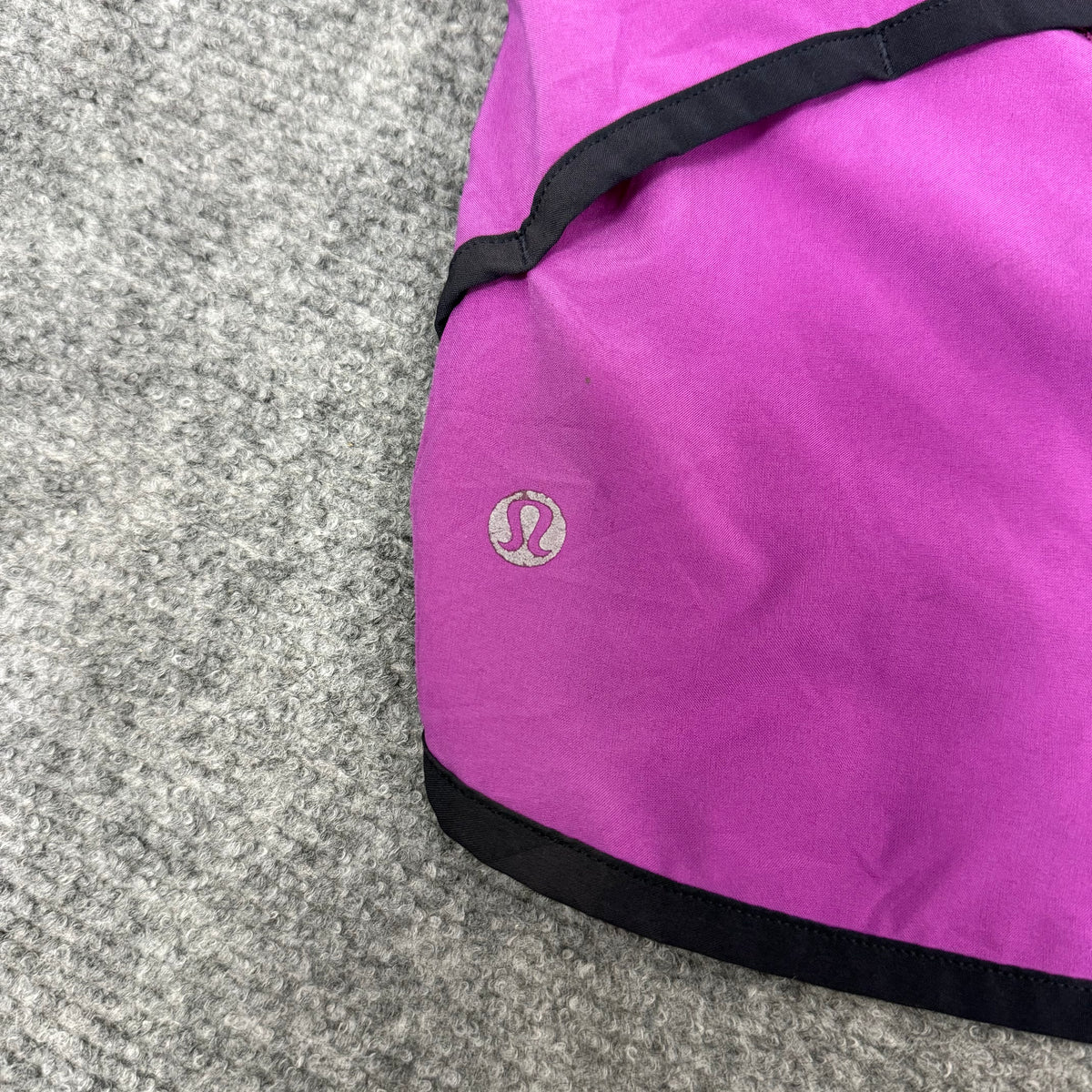 LULU LEMON RUN PACE SHORT