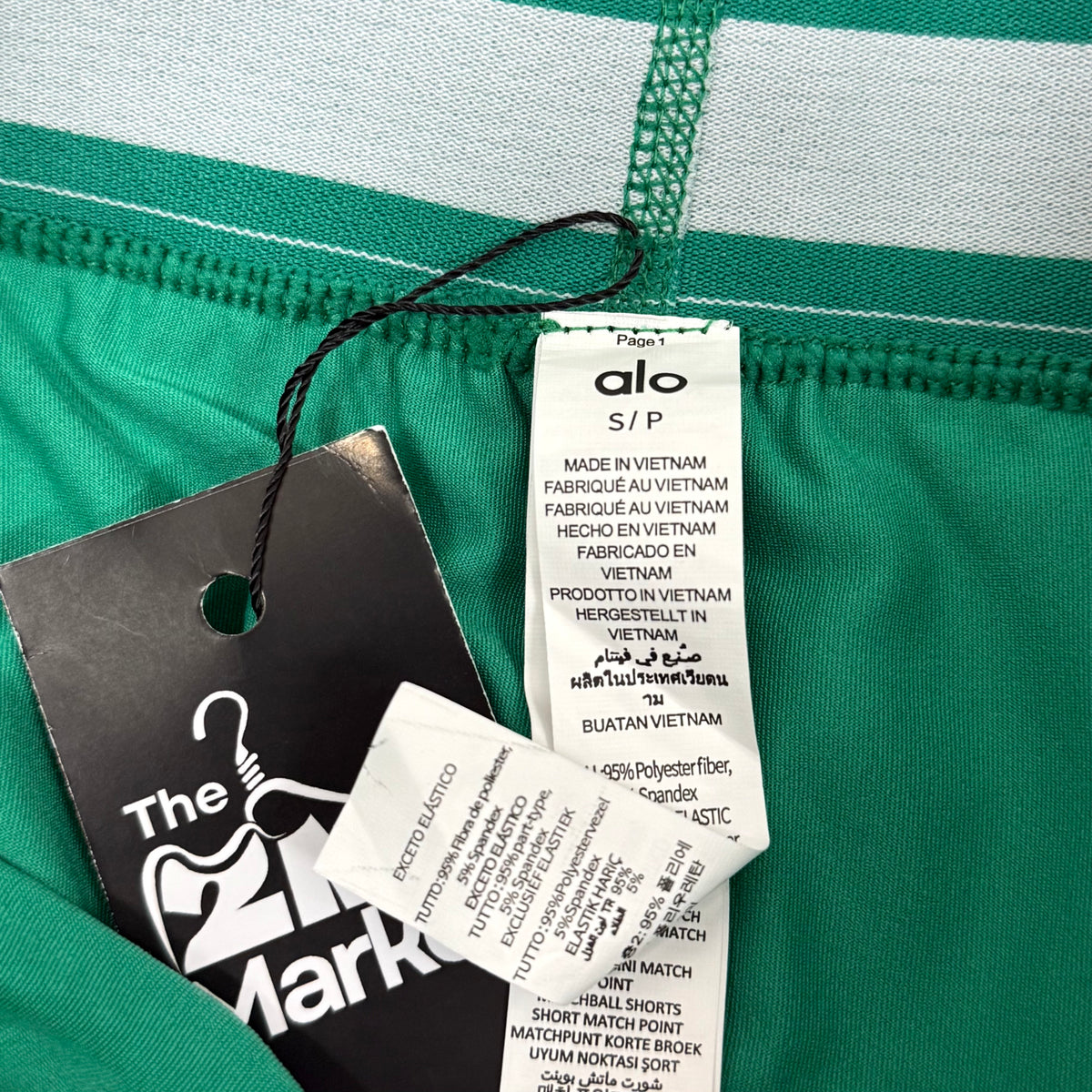 ALO YOGA MATCH POINT SHORT
