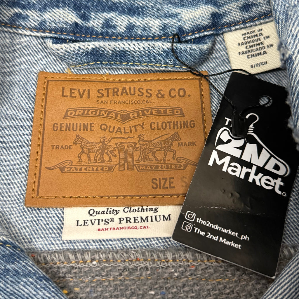 LEVIS DENIM JACKET