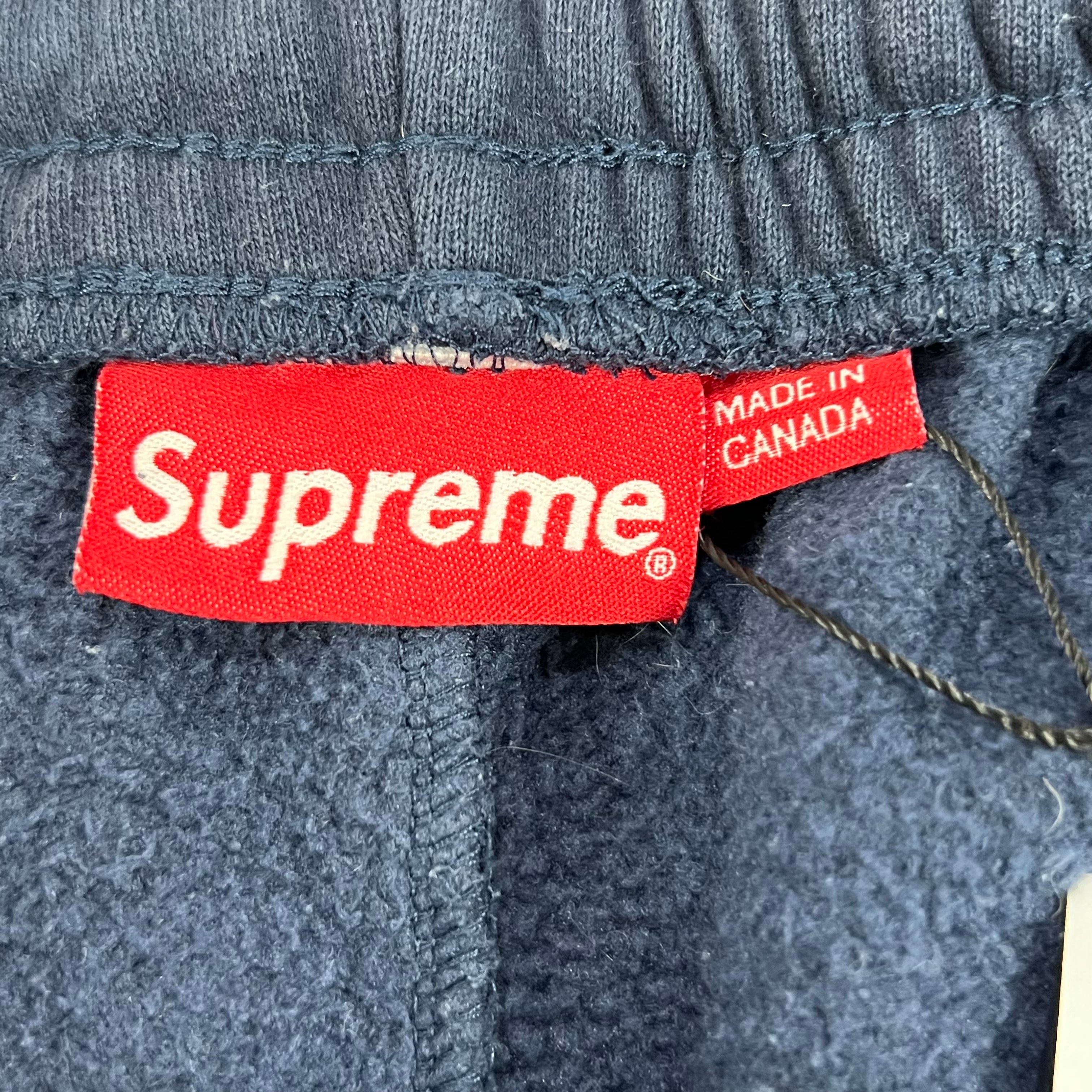 SUPREME SMALL BOX SWEATSHORTS