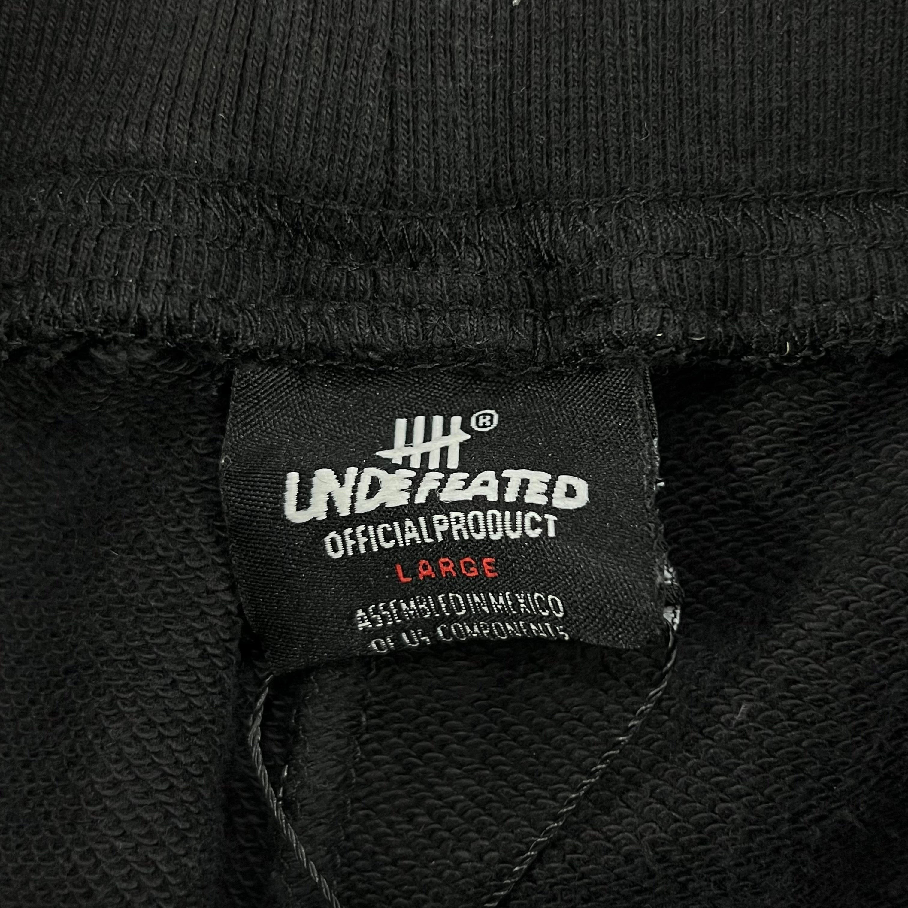 UNDEFEATED NBA HOLIDAY AOP SHORTS