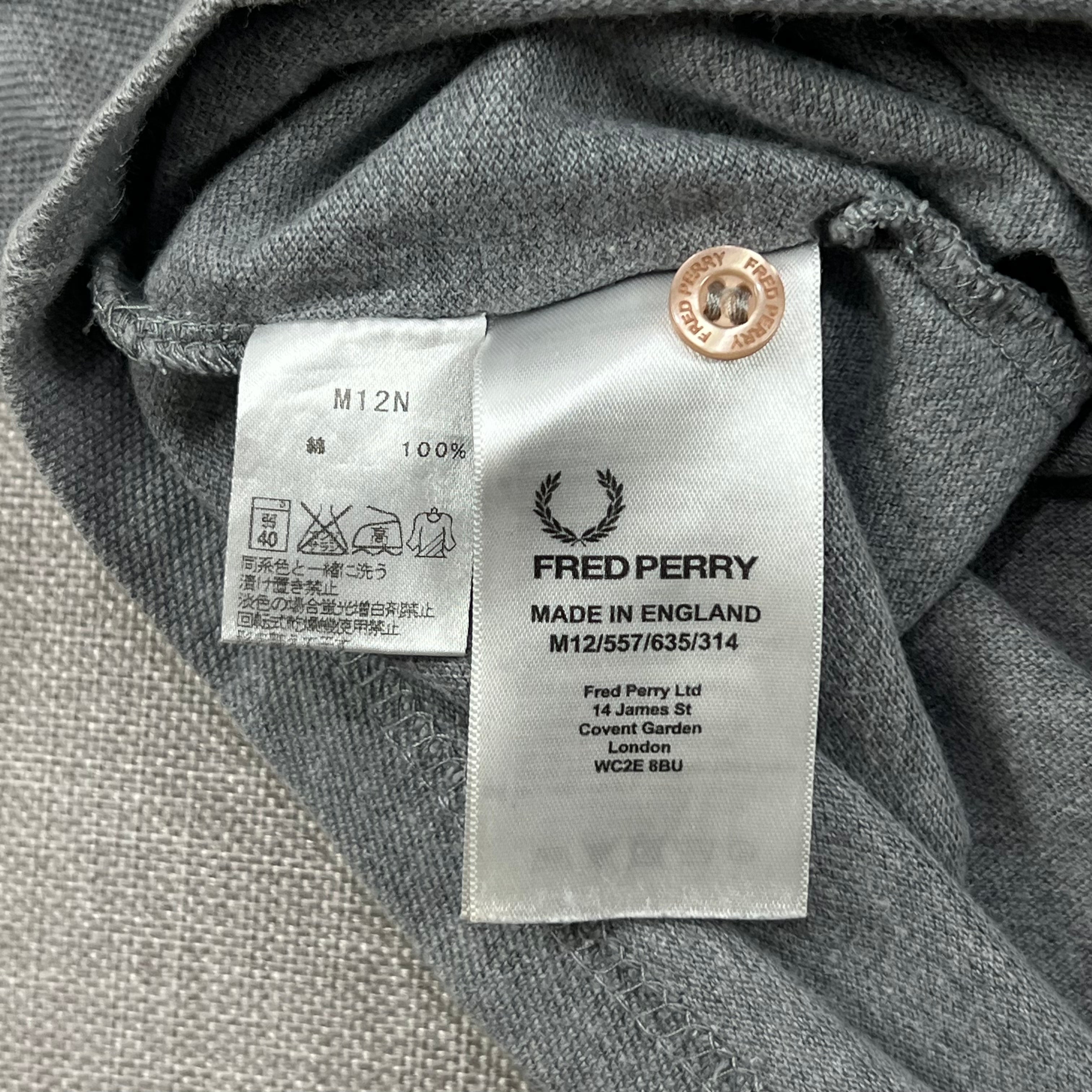 FREDPERRY TWIN-TIPPED COLLAR AND SCUFFS P/S