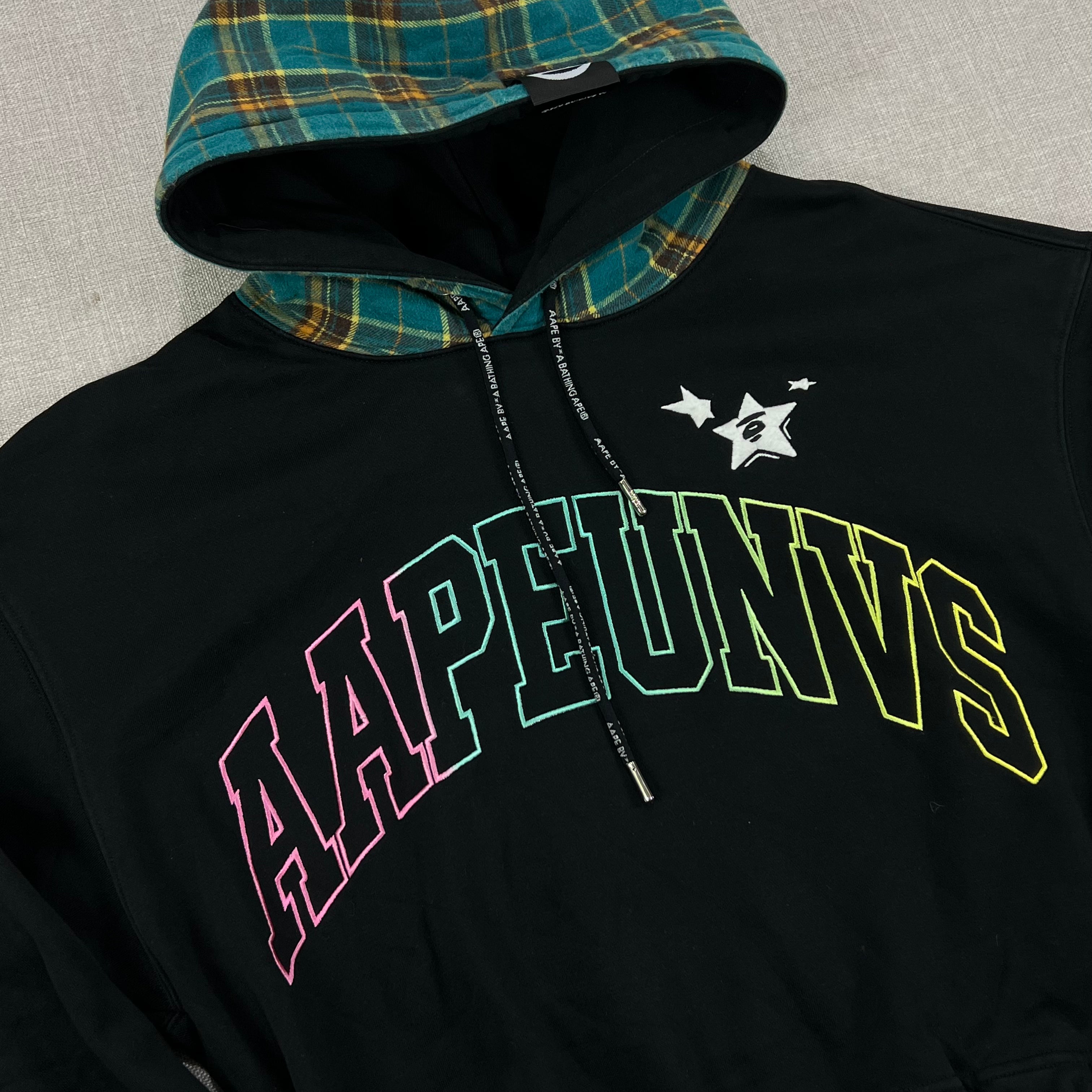 AAPE LOGO PRINT TARTAN HOODIE