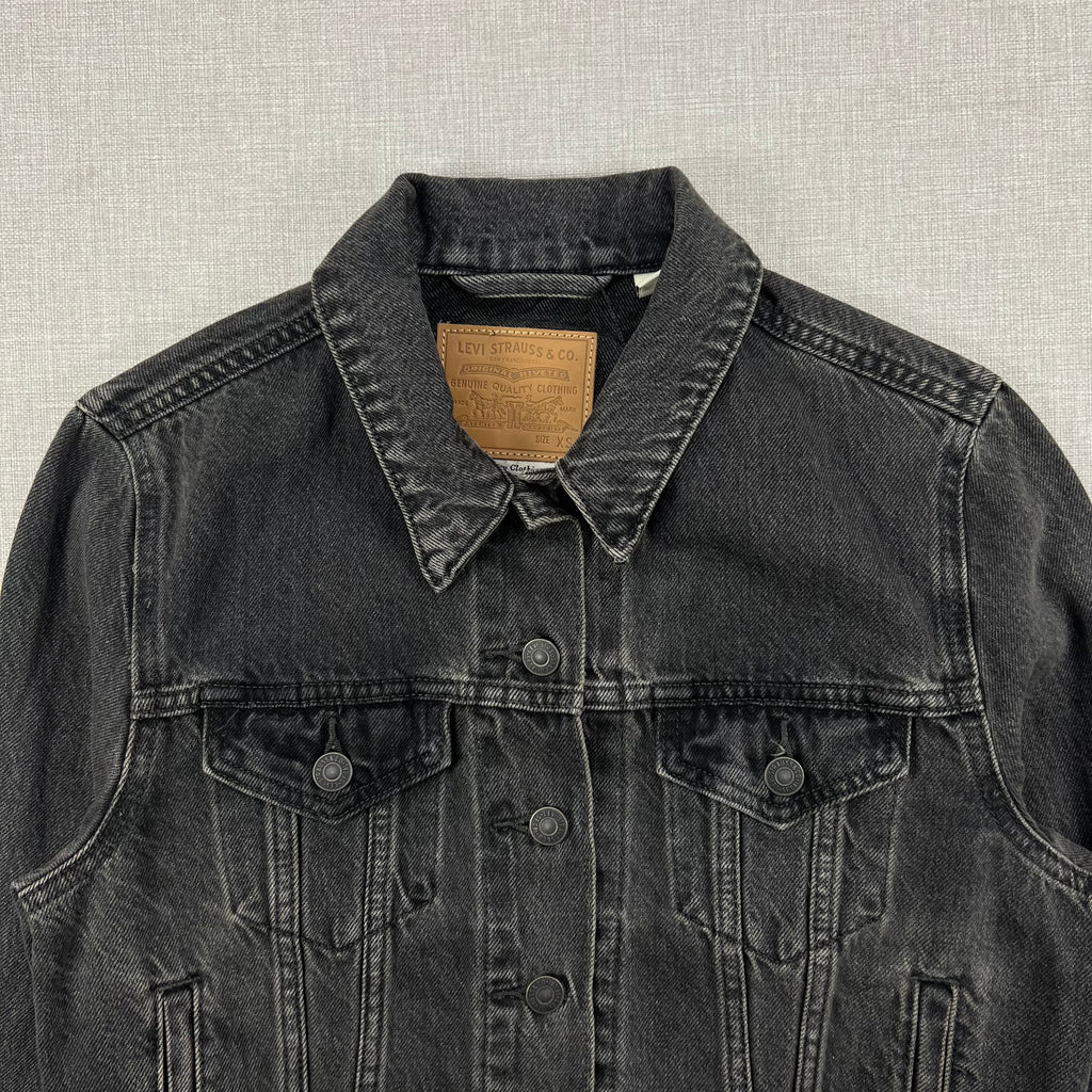 LEVI'S WOMENS TRUCKER JACKET FADED BLACK WASH