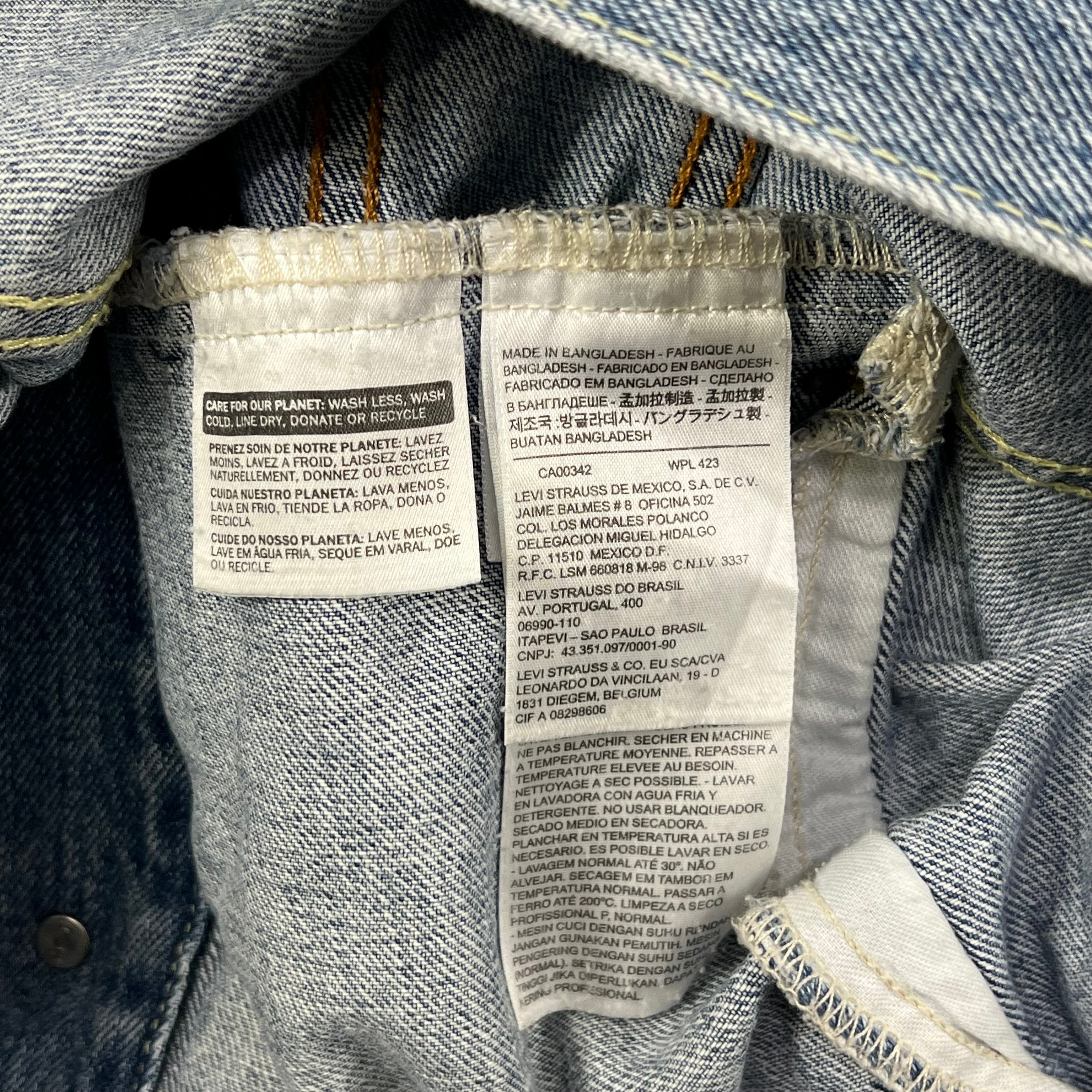 LEVI'S SKYLINE DENIM TRUCKER JACKET